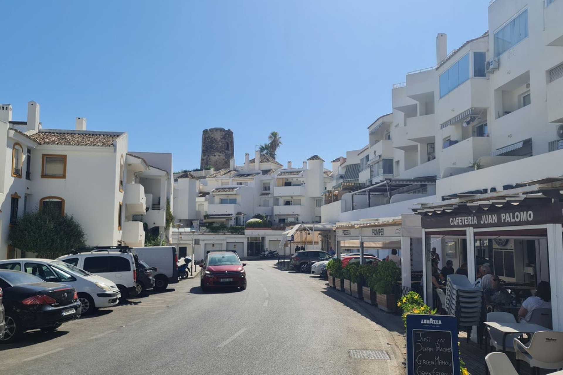 Resale - House - Detached Villa - Benalmádena - Benalmadena Centro