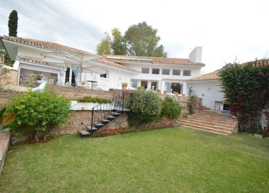 Resale - House - Detached Villa - Benalmádena - Benalmadena Centro