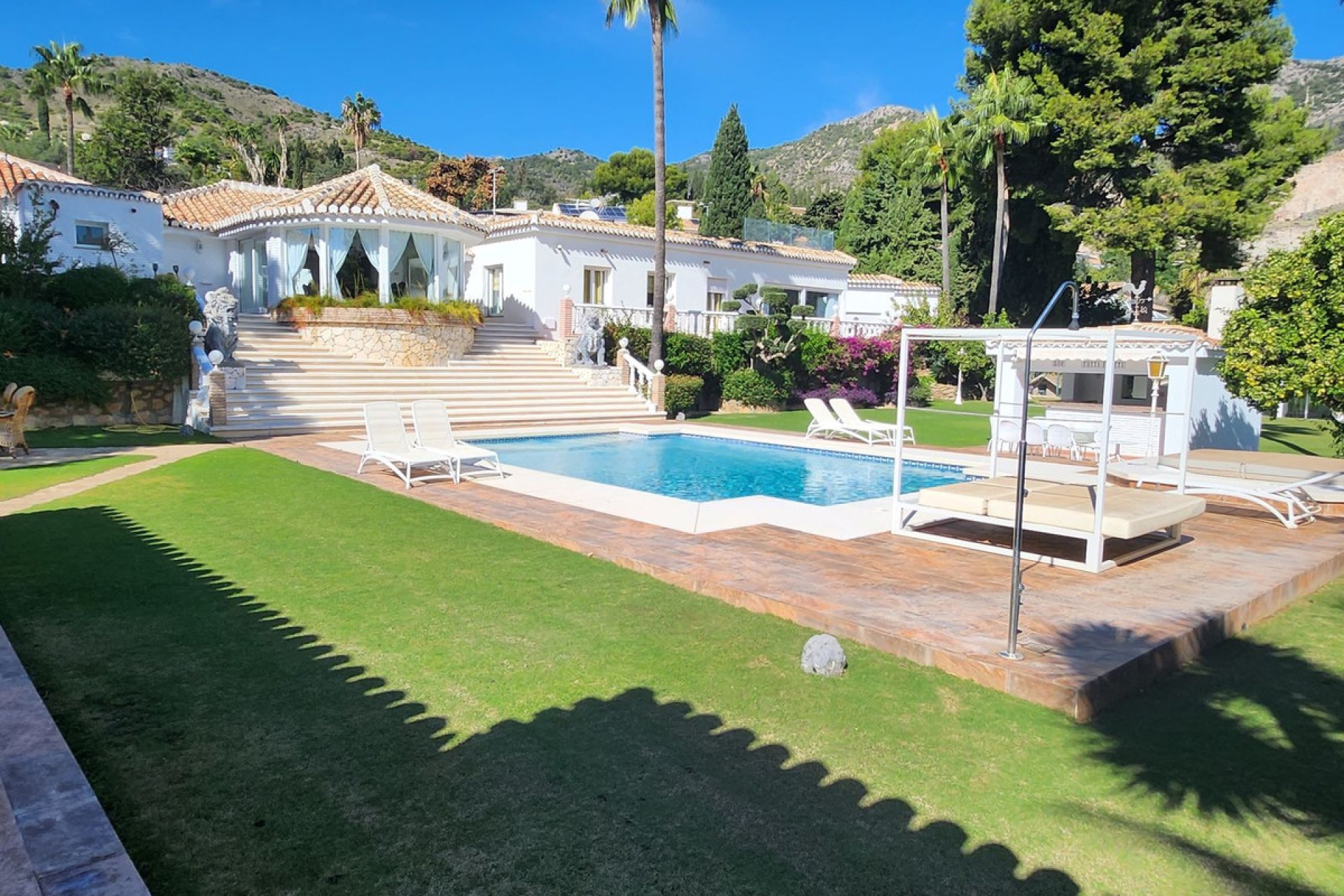 Resale - House - Detached Villa - Benalmádena - Benalmadena Centro