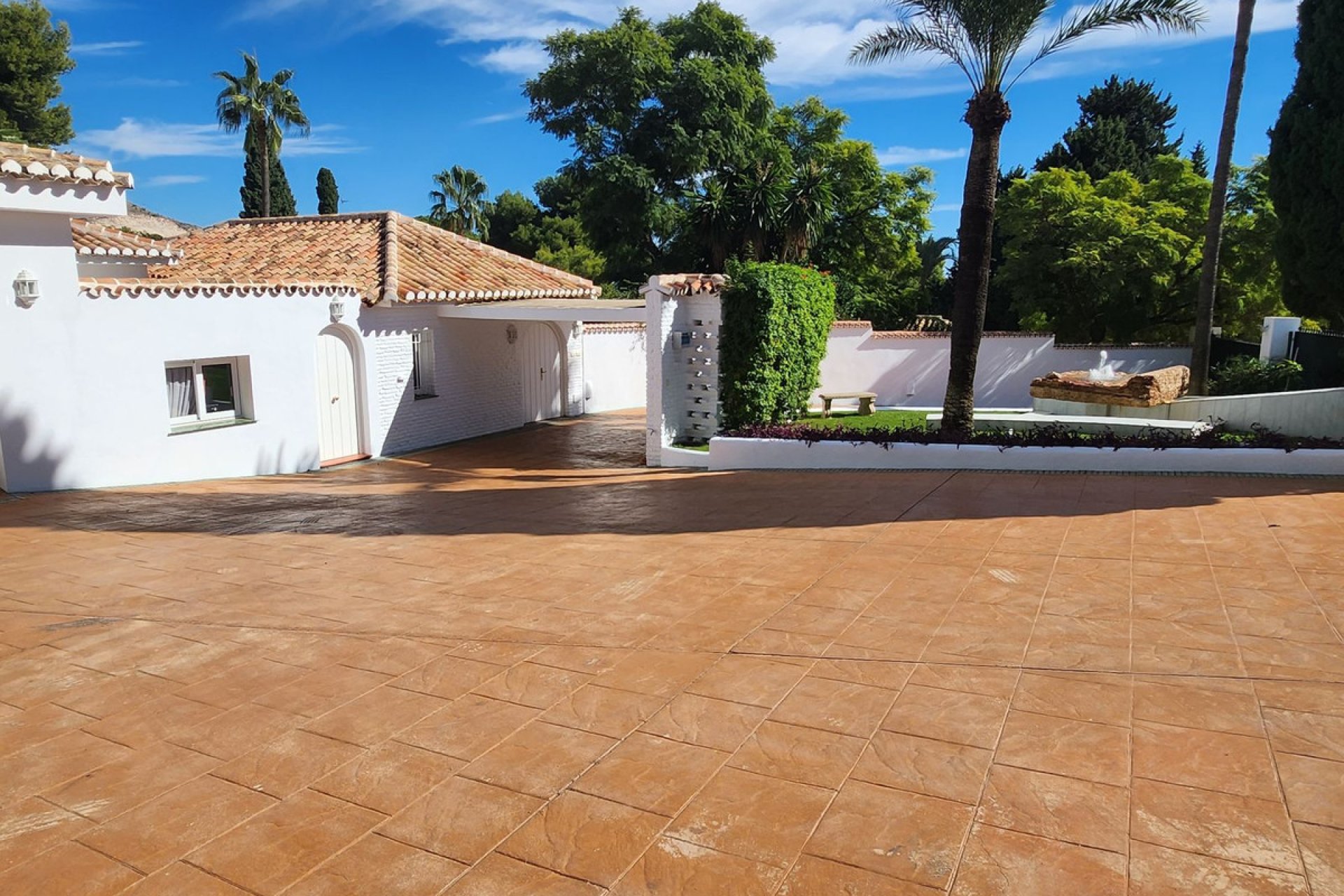 Resale - House - Detached Villa - Benalmádena - Benalmadena Centro