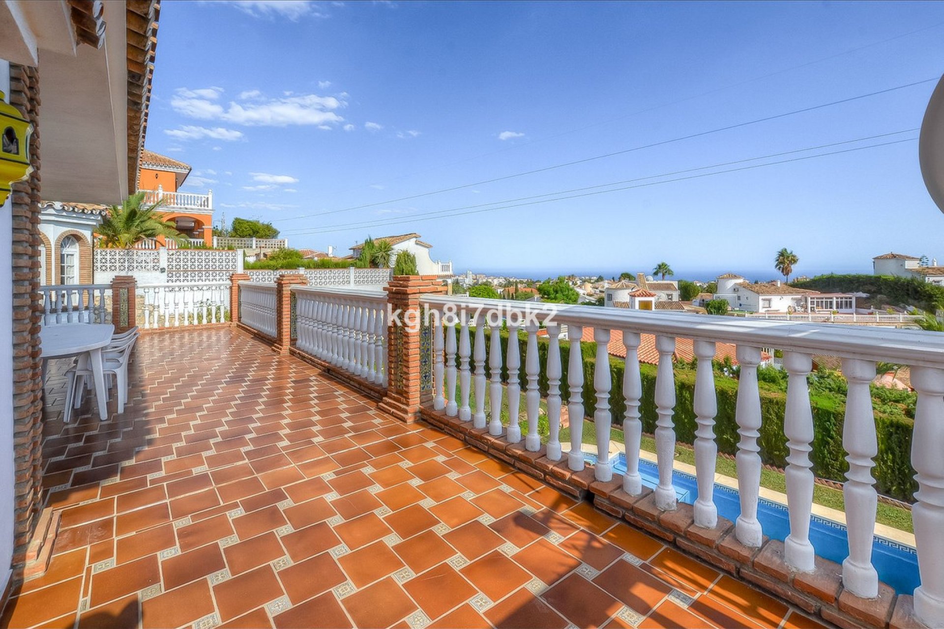 Resale - House - Detached Villa - Benalmádena - Benalmadena Centro