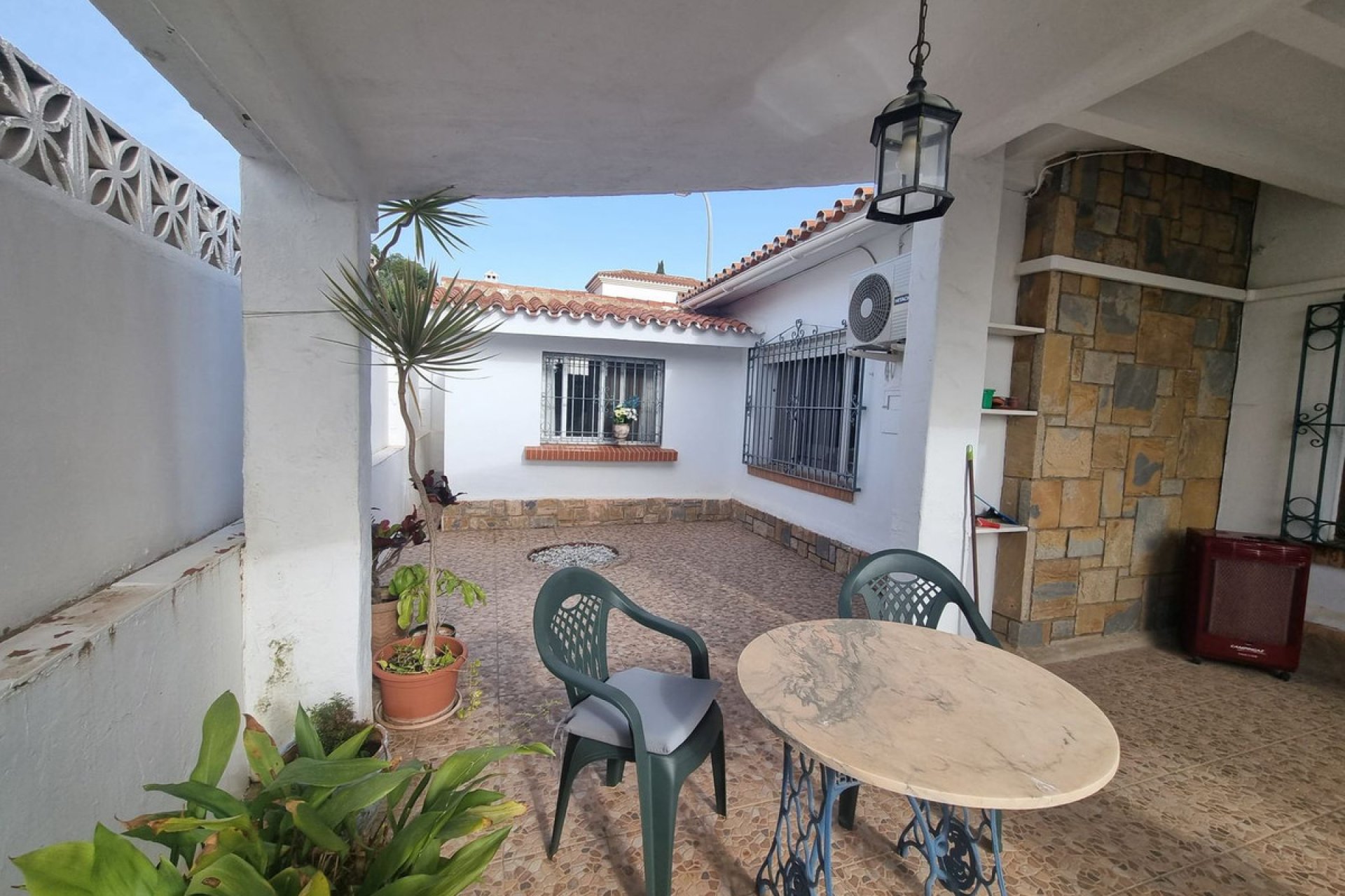 Resale - House - Detached Villa - Benalmádena - Benalmadena Centro