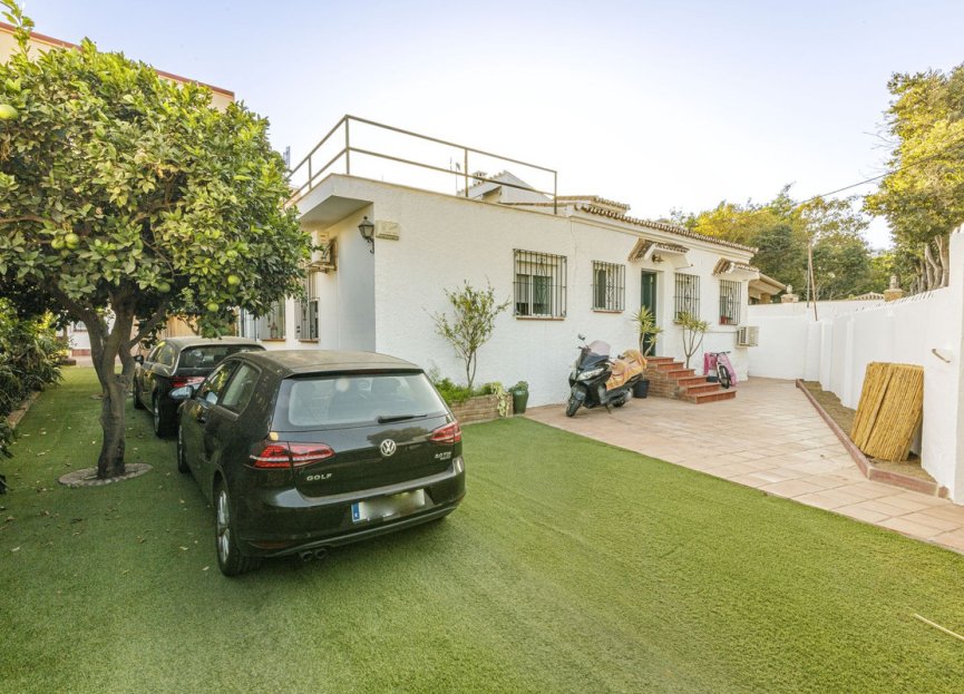 Resale - House - Detached Villa - Benalmádena - Benalmadena Centro