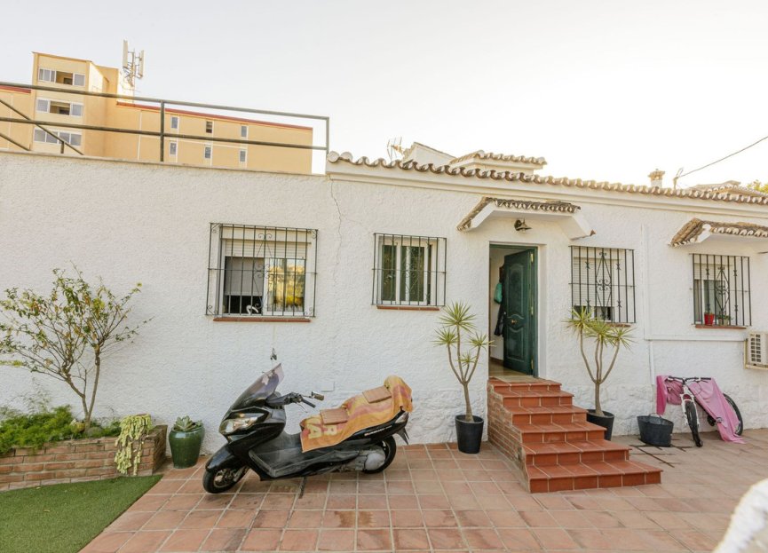 Resale - House - Detached Villa - Benalmádena - Benalmadena Centro