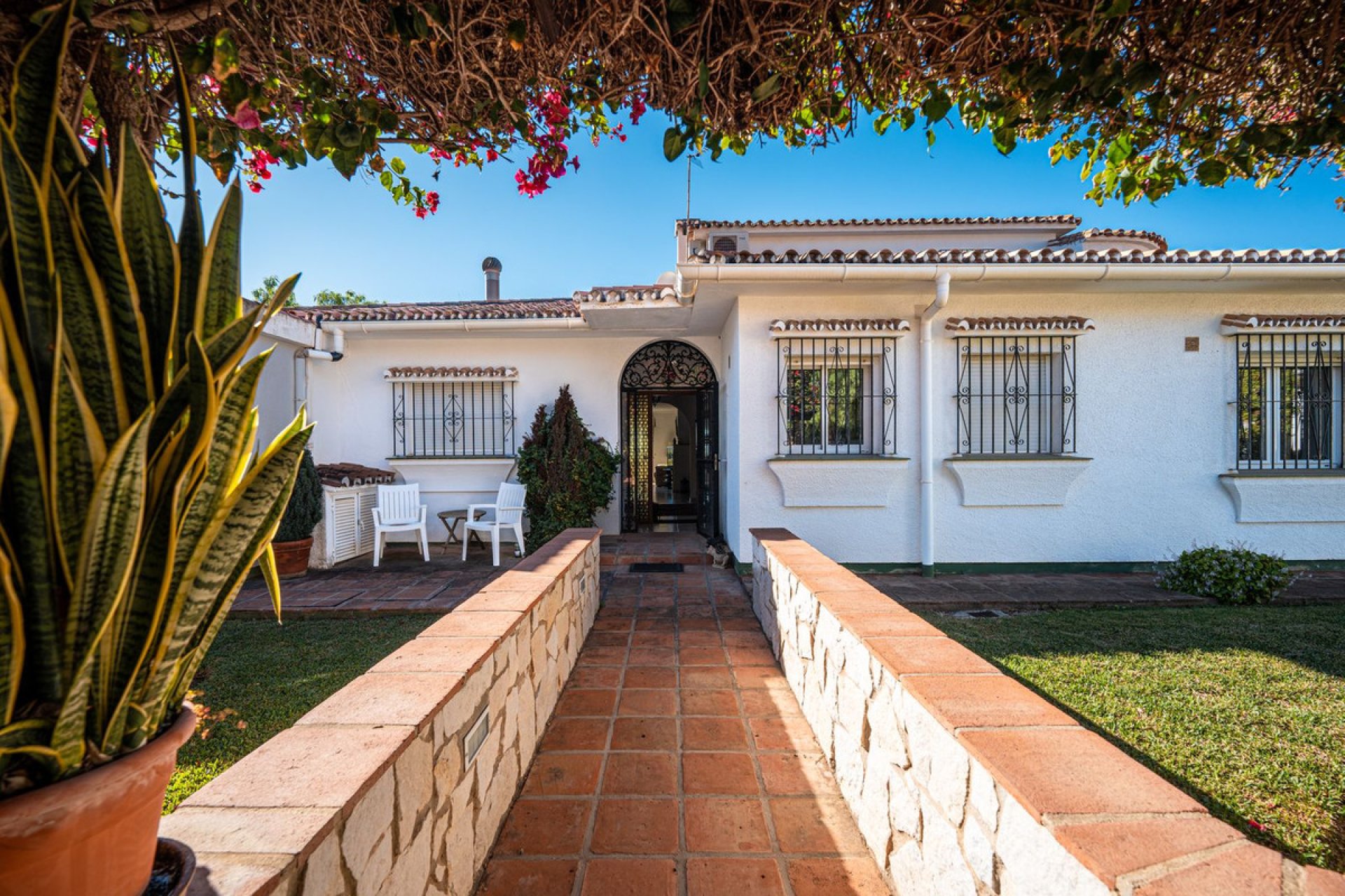 Resale - House - Detached Villa - Benalmádena - Benalmadena Centro