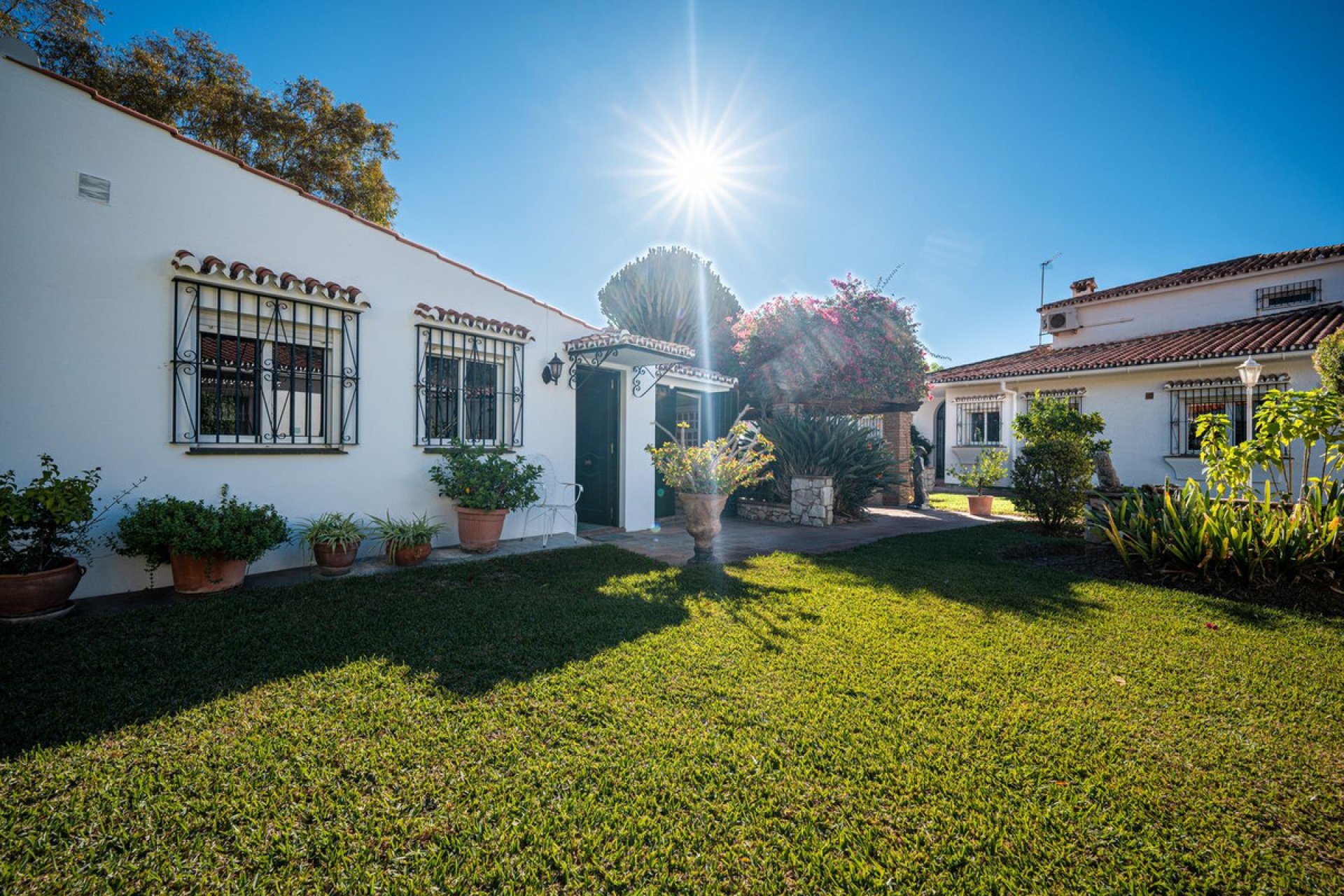 Resale - House - Detached Villa - Benalmádena - Benalmadena Centro