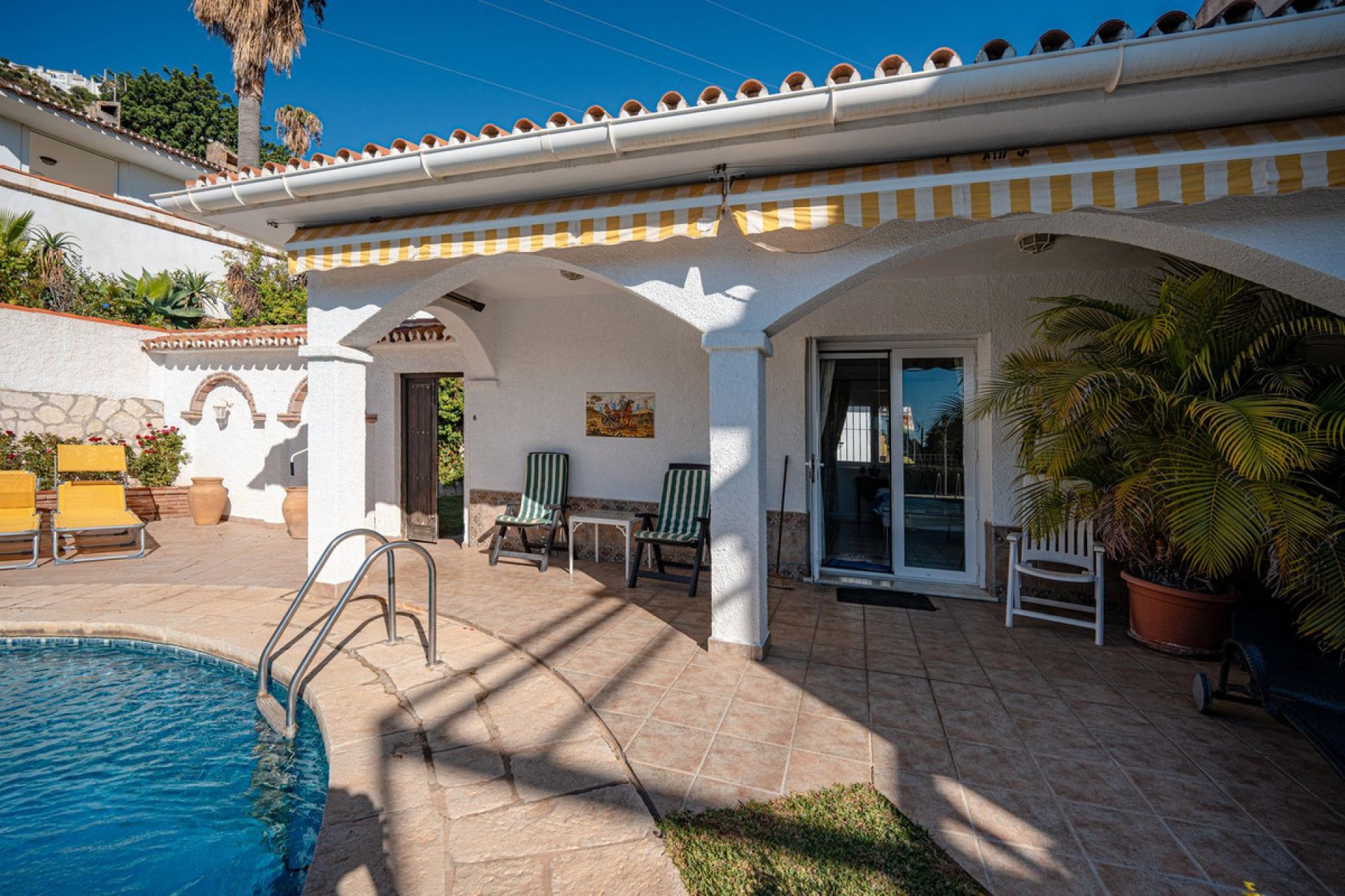 Resale - House - Detached Villa - Benalmádena - Benalmadena Centro