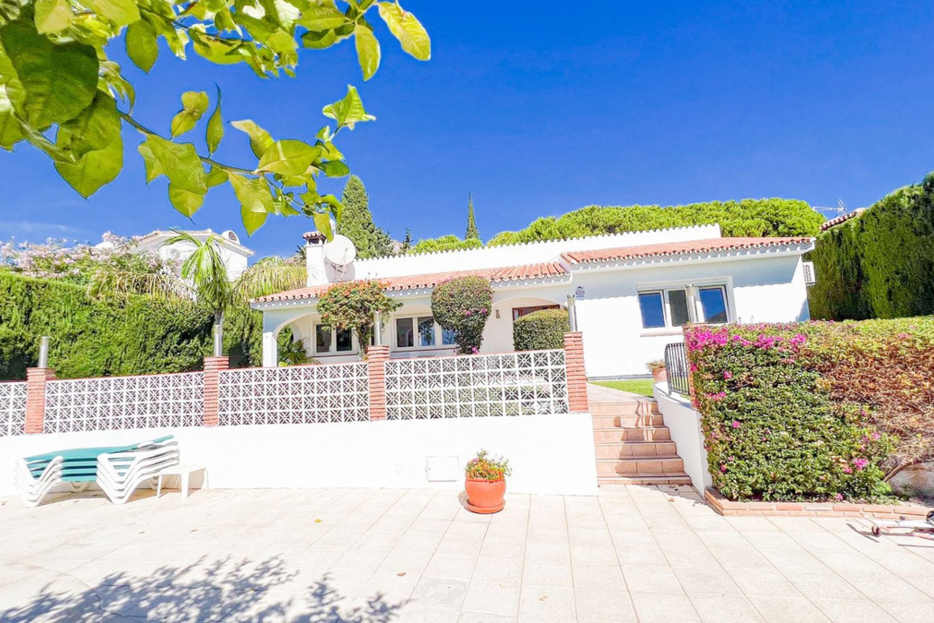 Resale - House - Detached Villa - Benalmádena - Benalmadena Centro