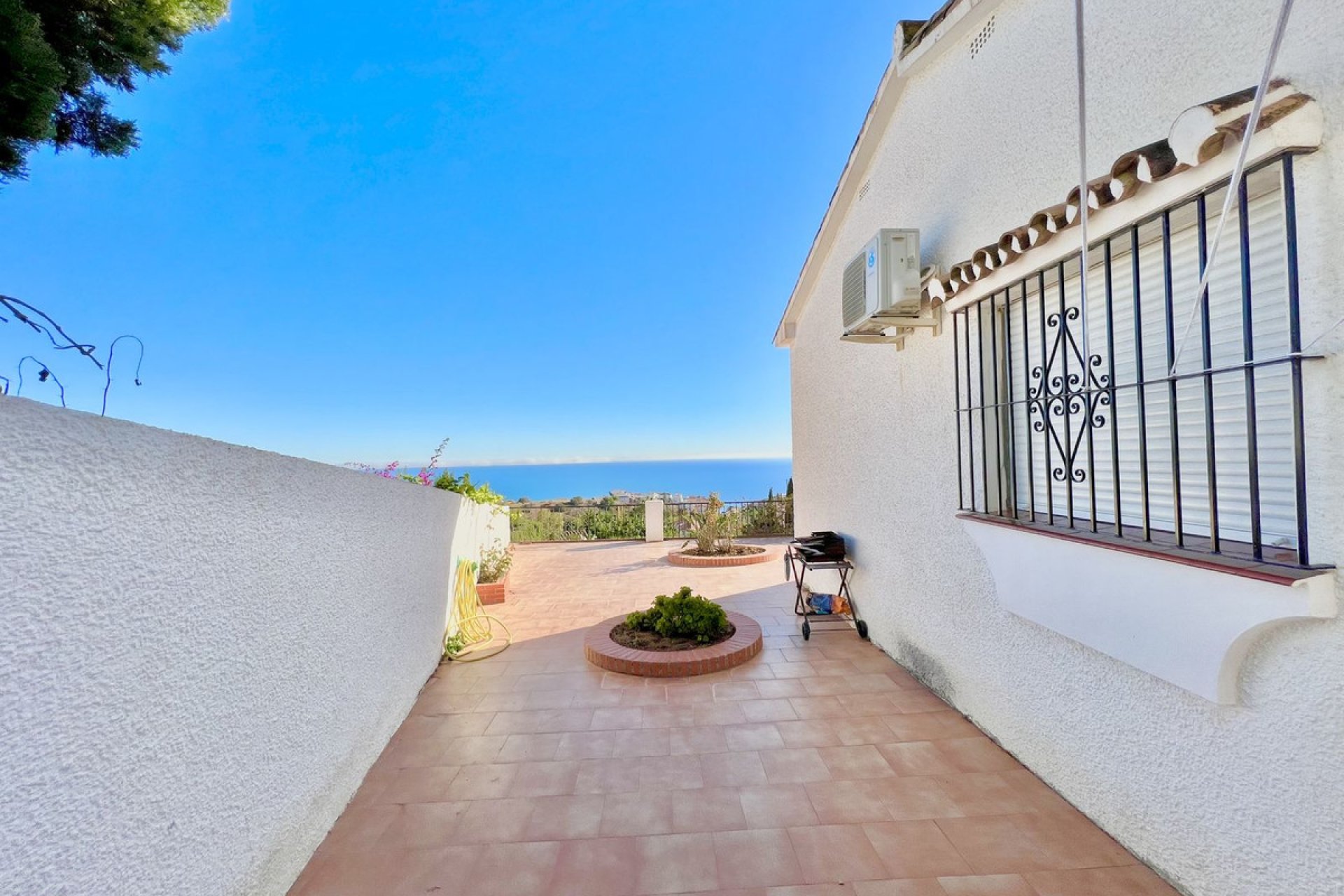 Resale - House - Detached Villa - Benalmádena - Benalmadena Centro