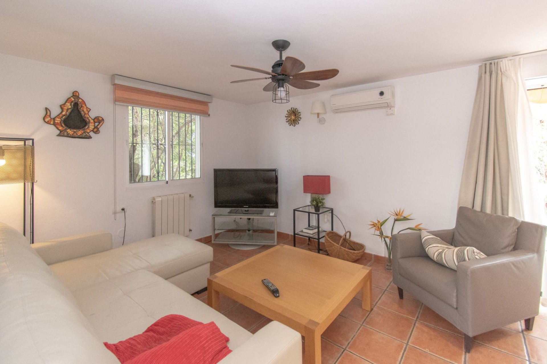 Resale - House - Detached Villa - Benalmádena - Benalmadena Centro