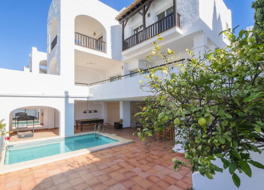 Resale - House - Detached Villa - Benalmádena - Benalmadena Centro