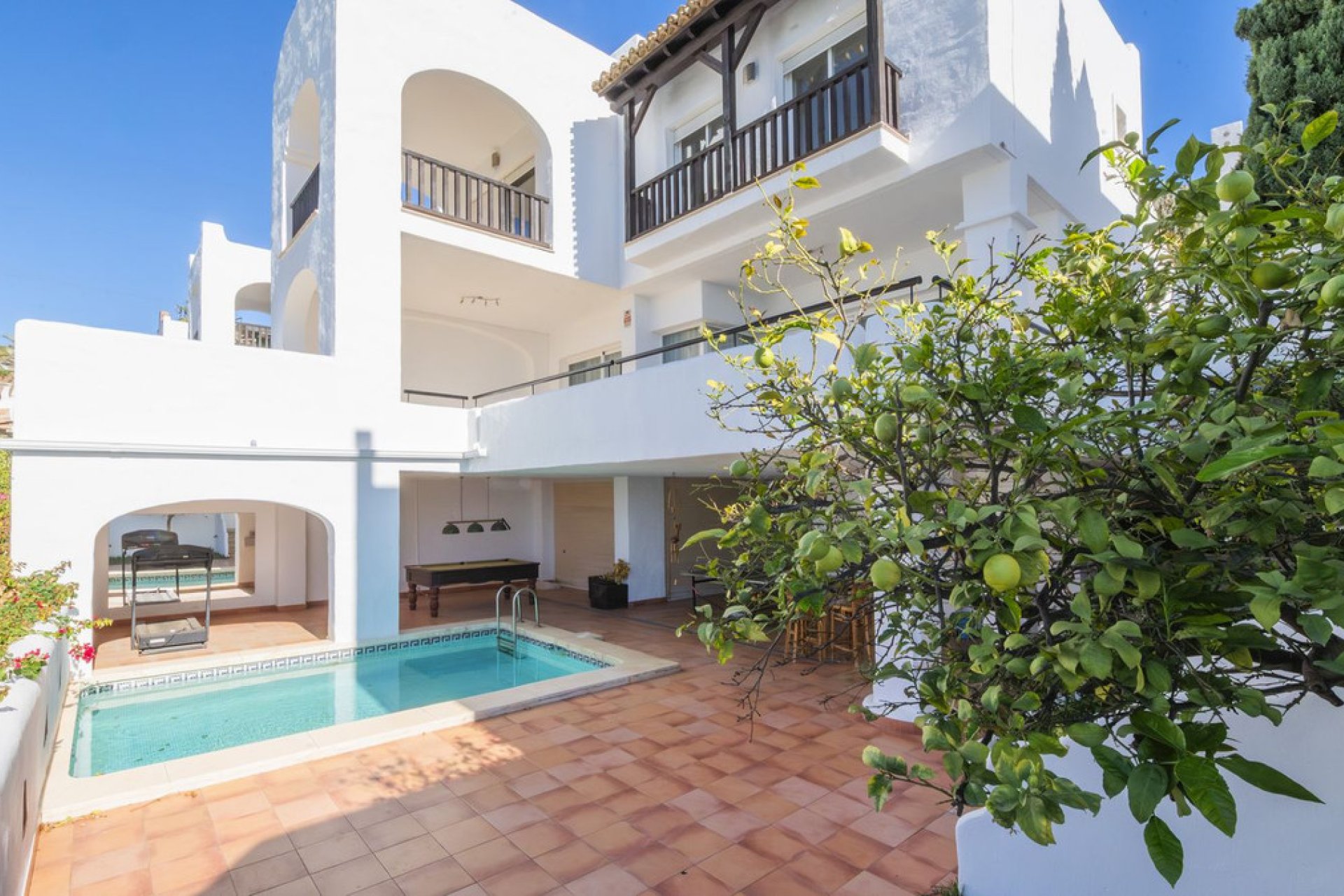 Resale - House - Detached Villa - Benalmádena - Benalmadena Centro