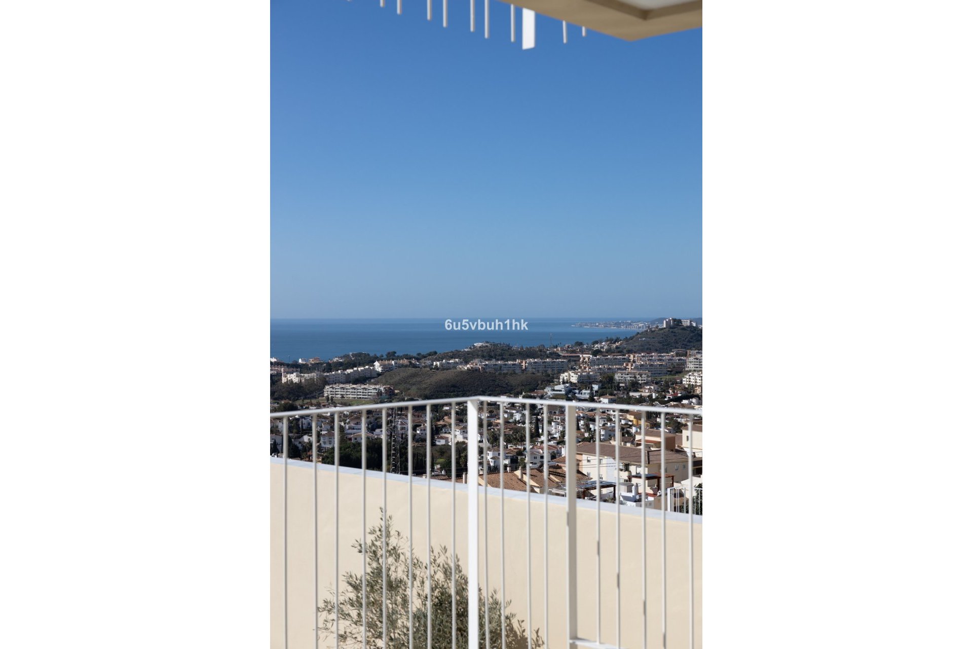 Resale - House - Detached Villa - Benalmádena - Benalmadena Centro