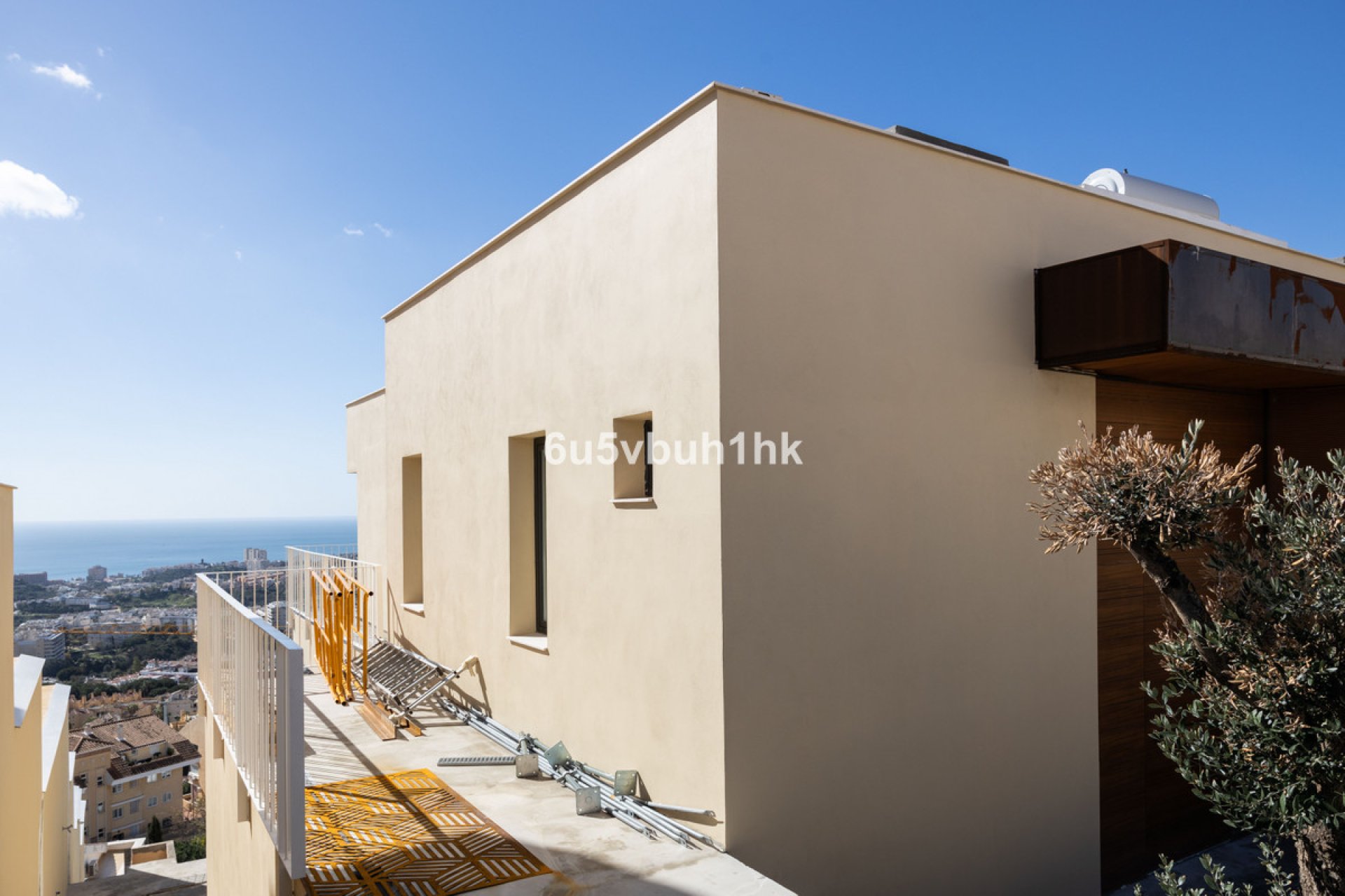 Resale - House - Detached Villa - Benalmádena - Benalmadena Centro