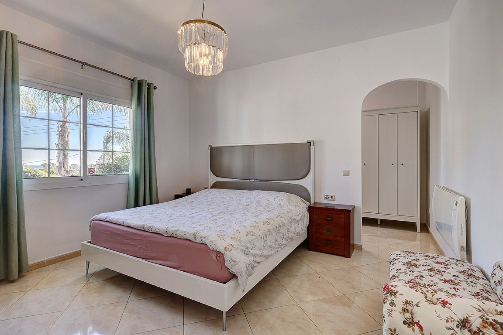 Resale - House - Detached Villa - Benalmádena - Benalmadena Centro