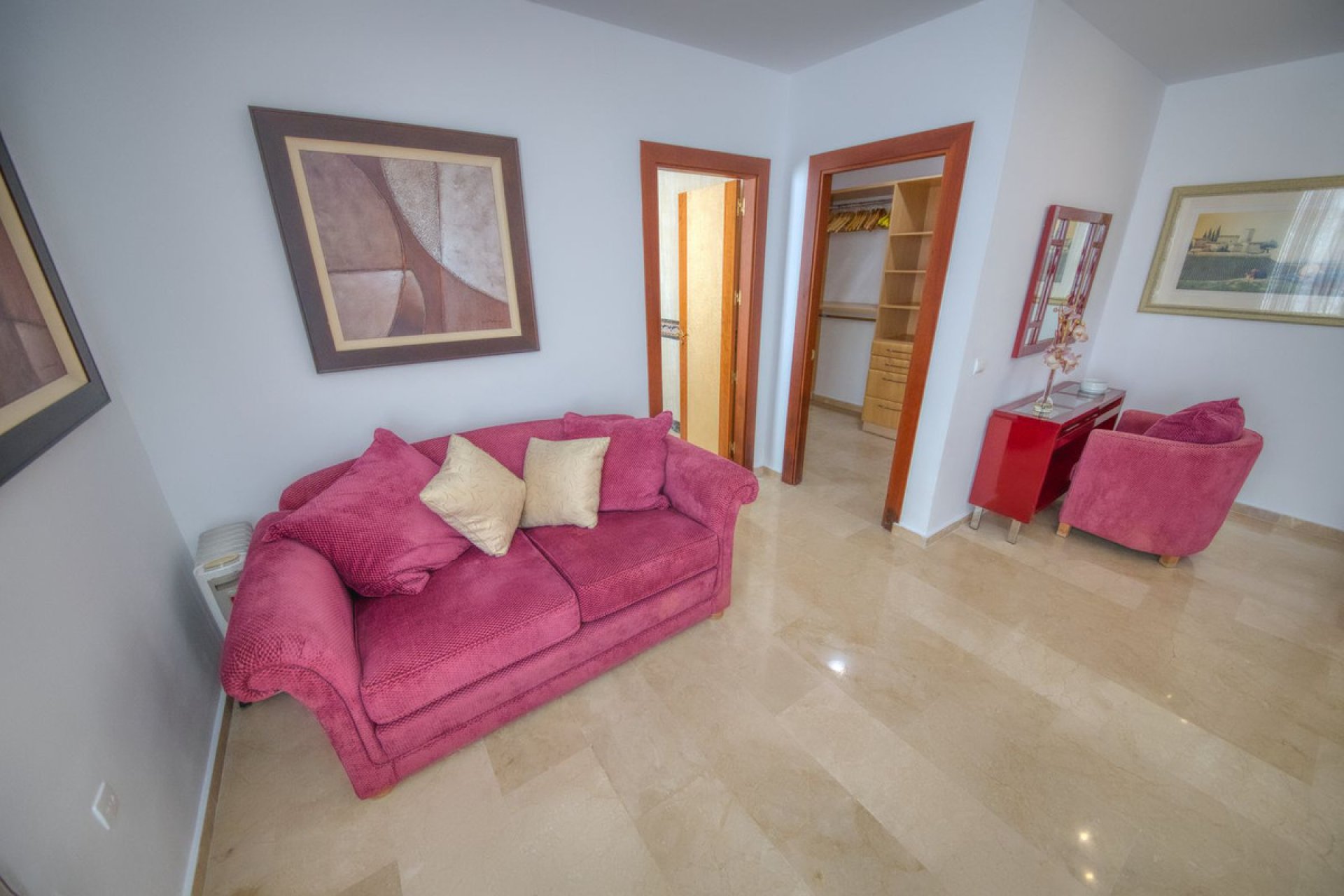 Resale - House - Detached Villa - Benalmádena - Benalmadena Centro