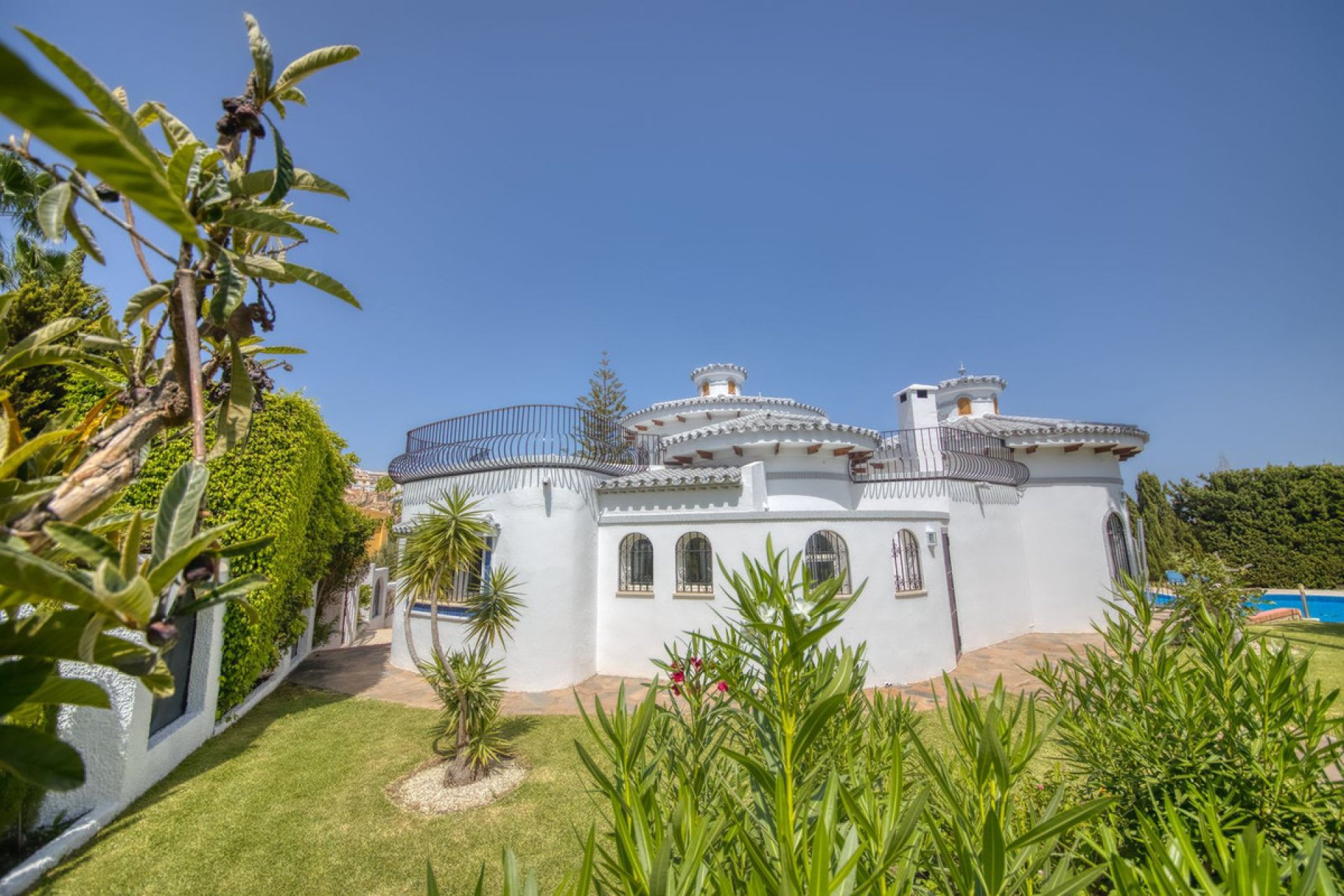 Resale - House - Detached Villa - Benalmádena - Benalmadena Centro