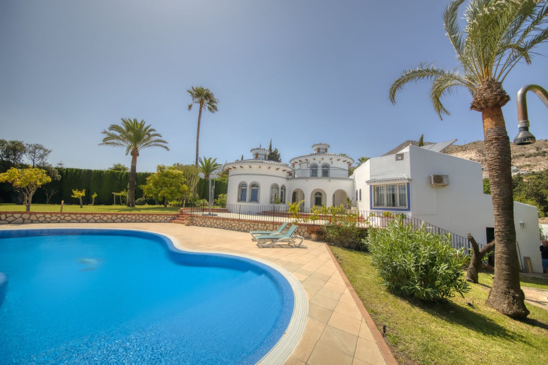 Resale - House - Detached Villa - Benalmádena - Benalmadena Centro