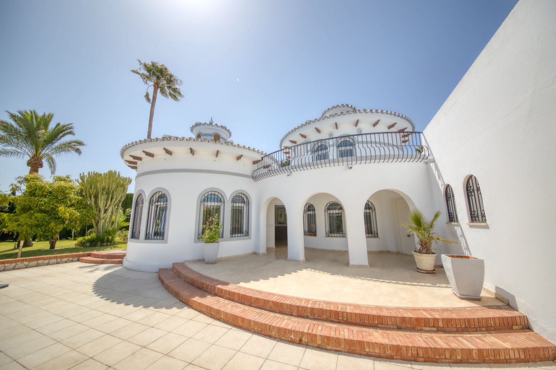 Resale - House - Detached Villa - Benalmádena - Benalmadena Centro