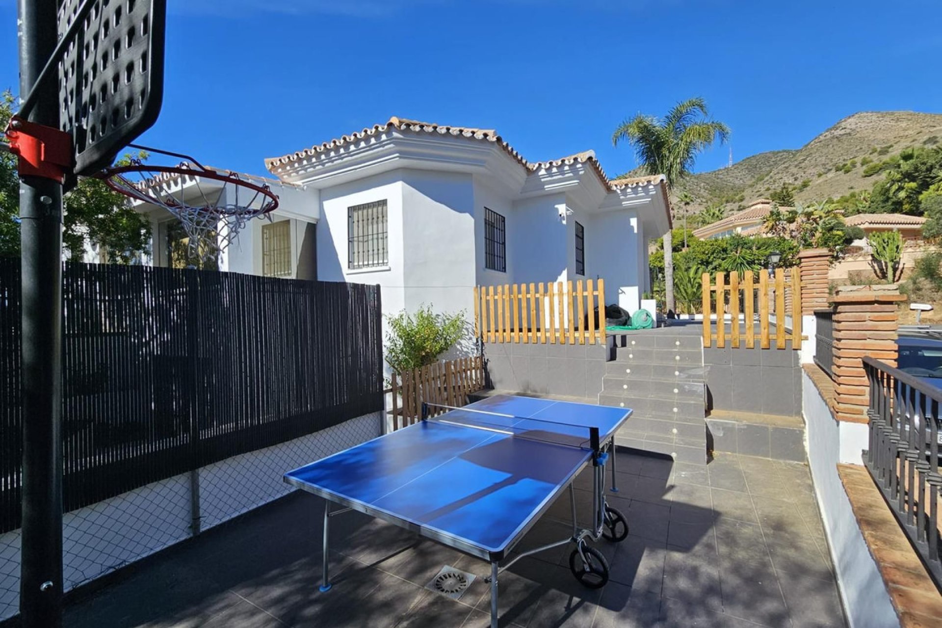 Resale - House - Detached Villa - Benalmádena - Benalmadena Centro