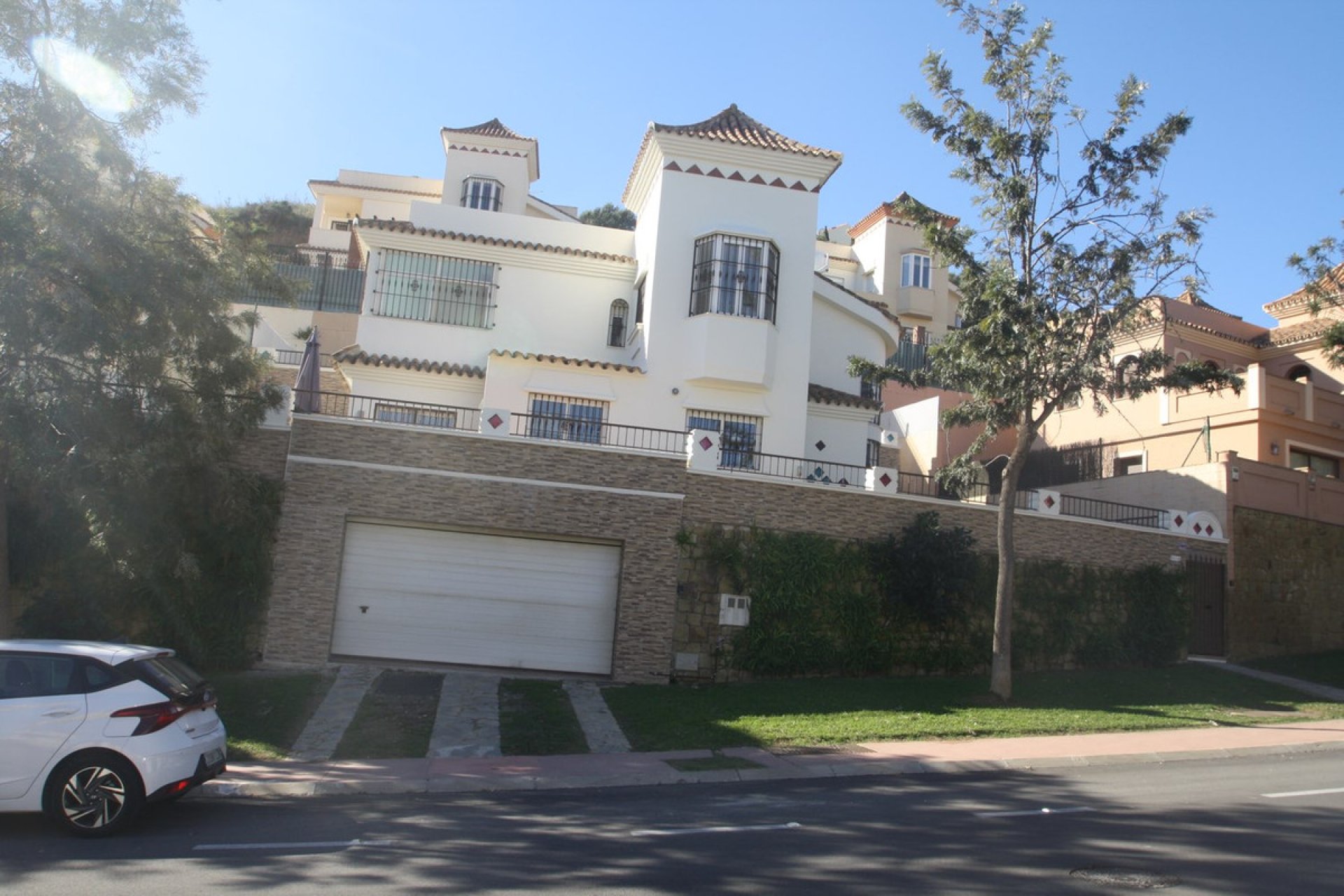 Resale - House - Detached Villa - Benalmádena - Benalmadena Centro