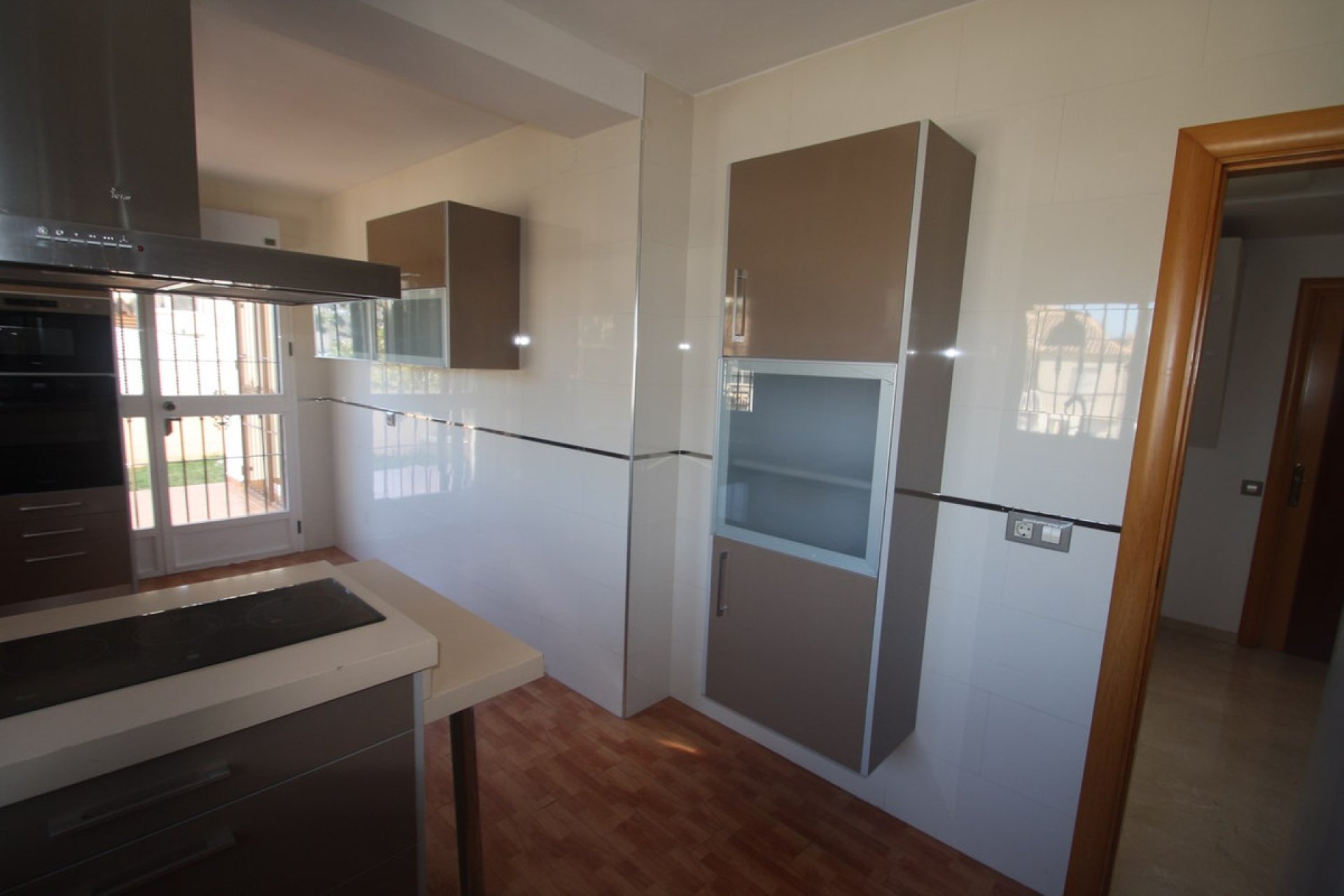 Resale - House - Detached Villa - Benalmádena - Benalmadena Centro