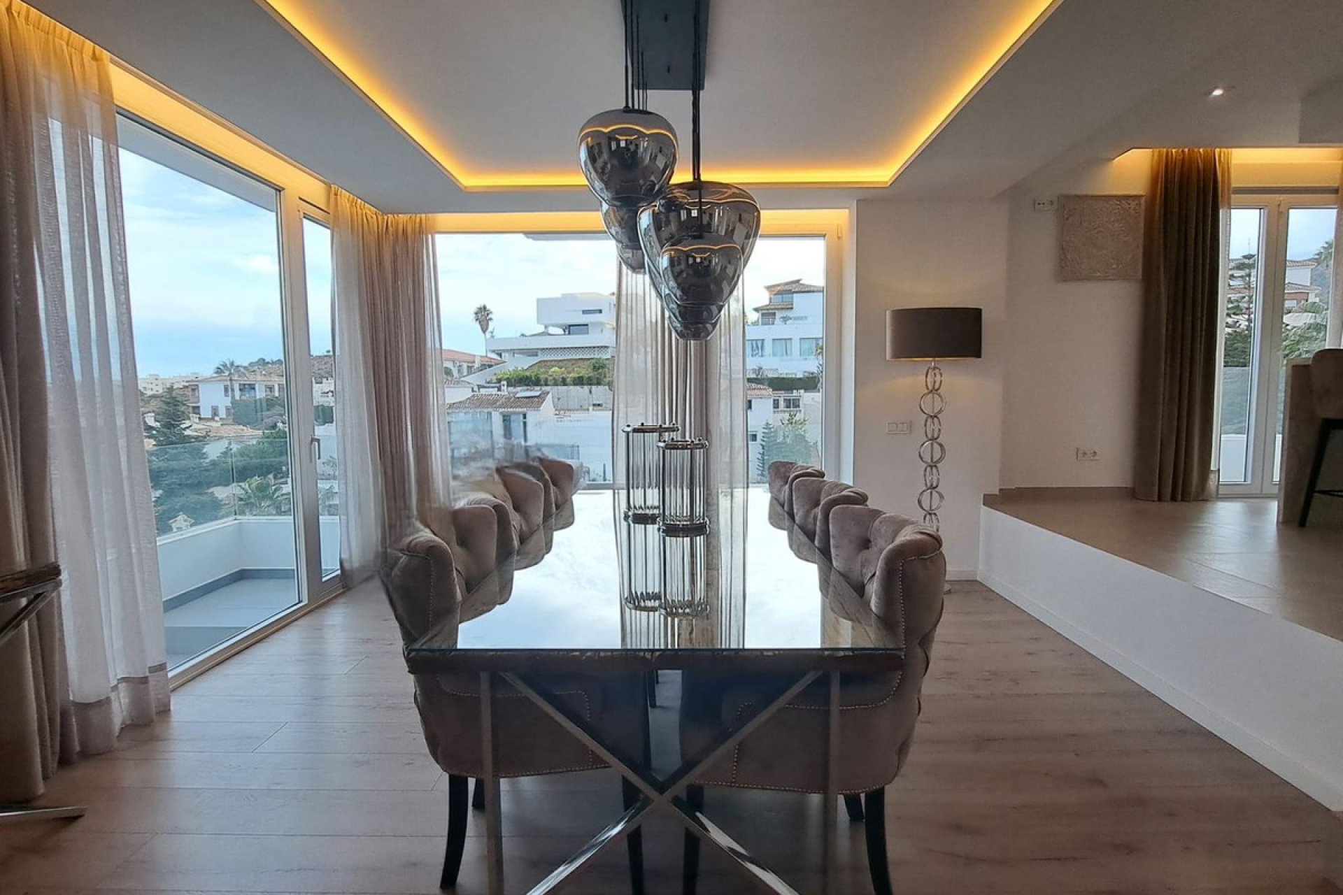 Resale - House - Detached Villa - Benalmádena - Benalmadena Centro