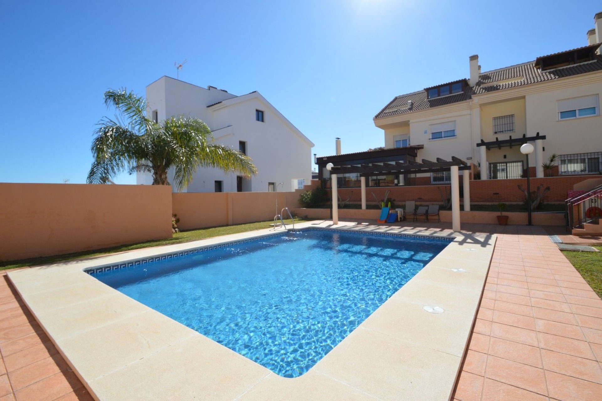 Resale - House - Detached Villa - Benalmádena - Benalmadena Centro