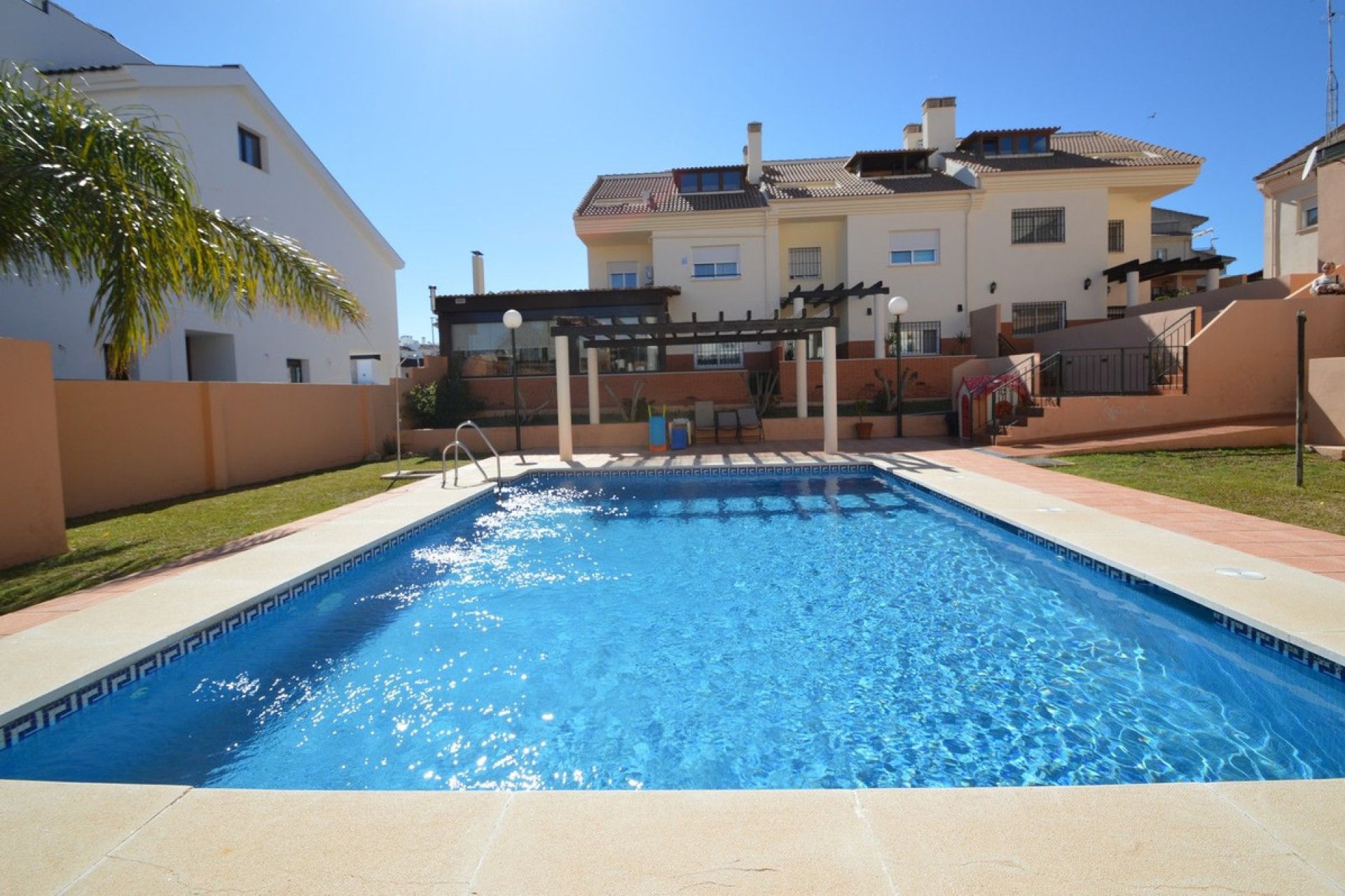 Resale - House - Detached Villa - Benalmádena - Benalmadena Centro