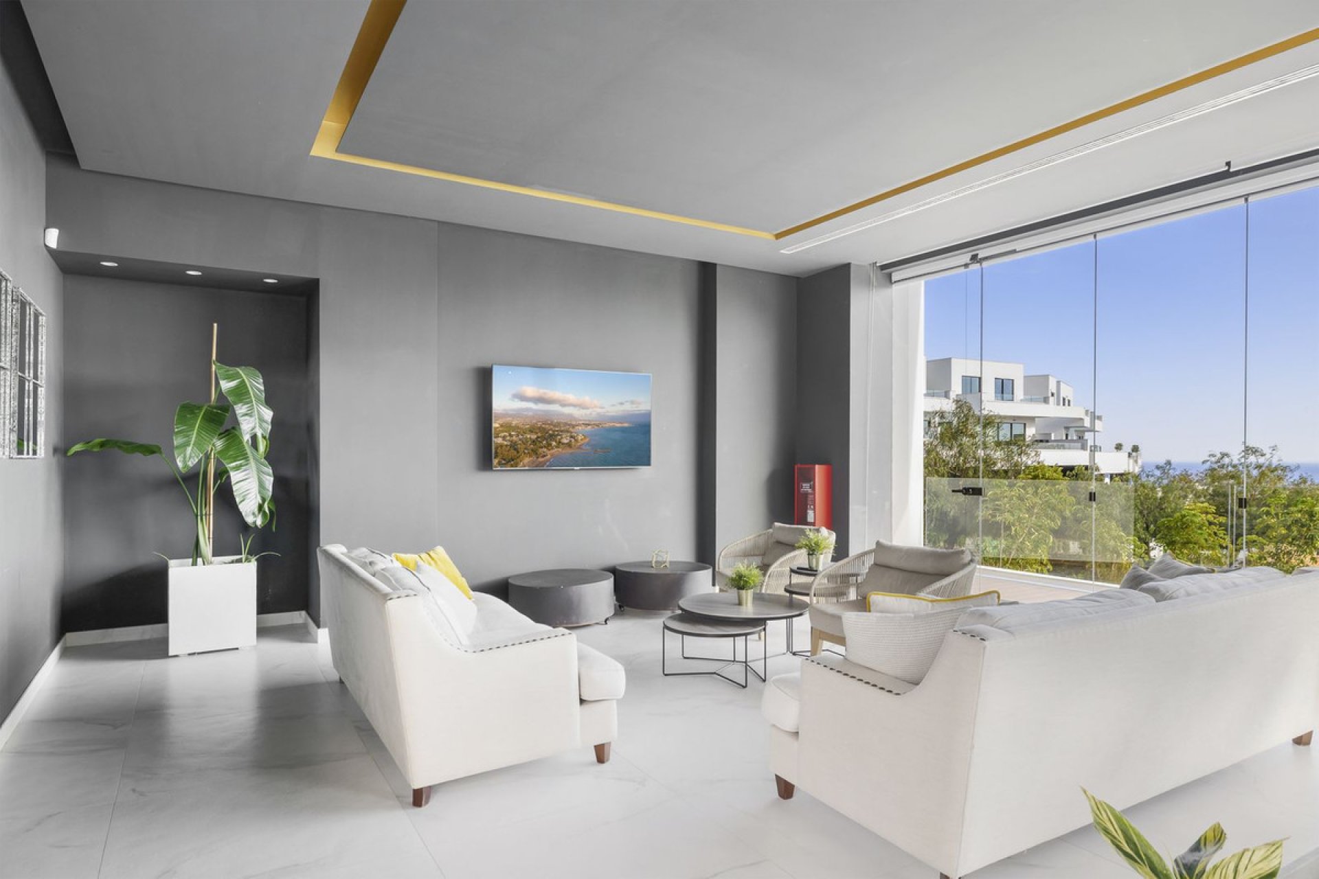 Resale - House - Detached Villa - Benalmádena - Benalmadena Centro