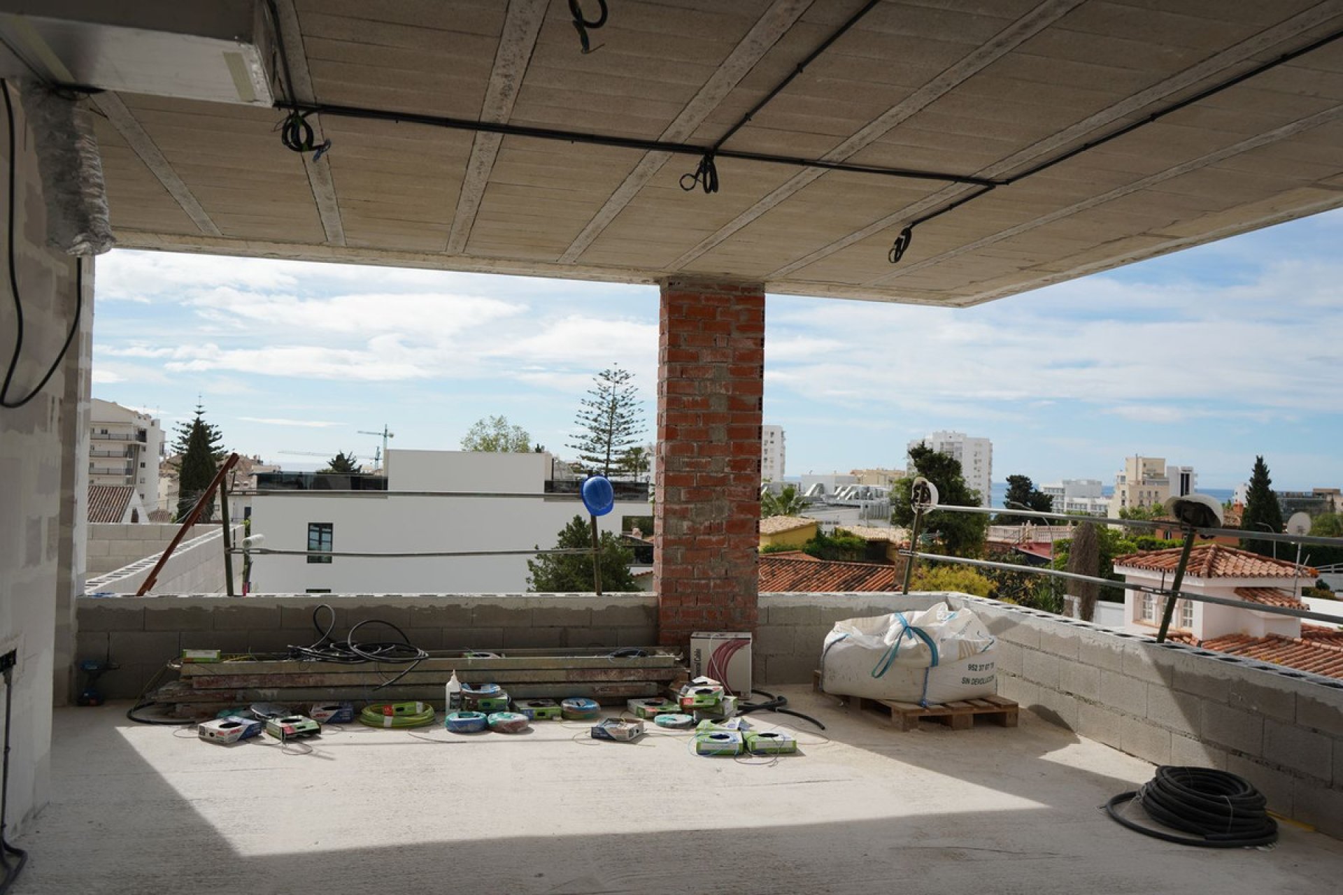 Resale - House - Detached Villa - Benalmádena - Benalmadena Centro