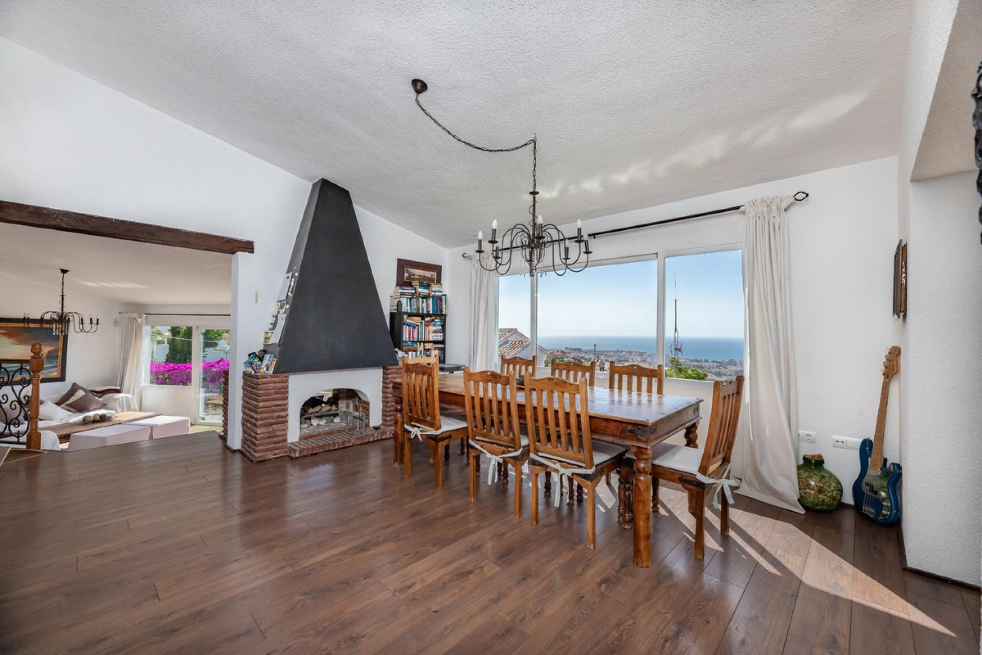 Resale - House - Detached Villa - Benalmádena - Benalmadena Centro