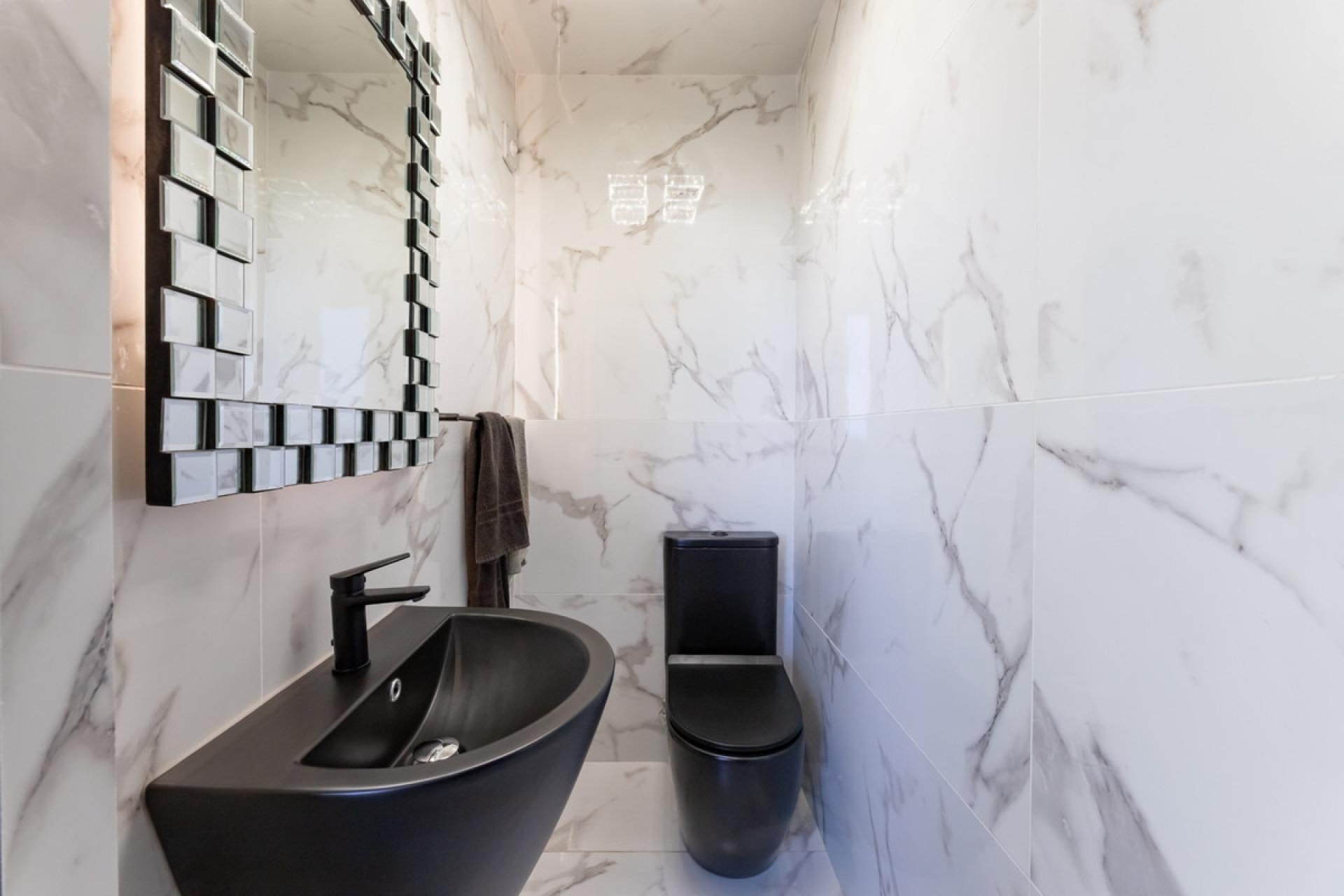 Resale - House - Detached Villa - Benalmádena - Benalmadena Centro