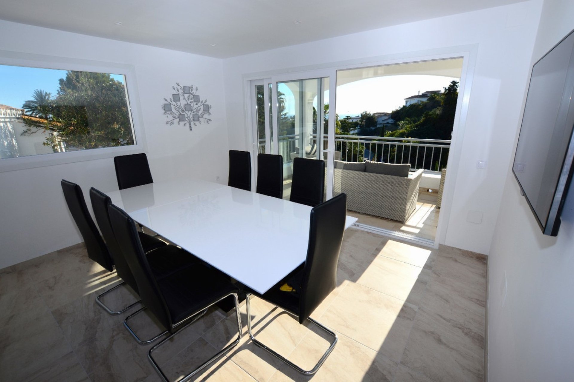 Resale - House - Detached Villa - Benalmádena - Benalmadena Centro