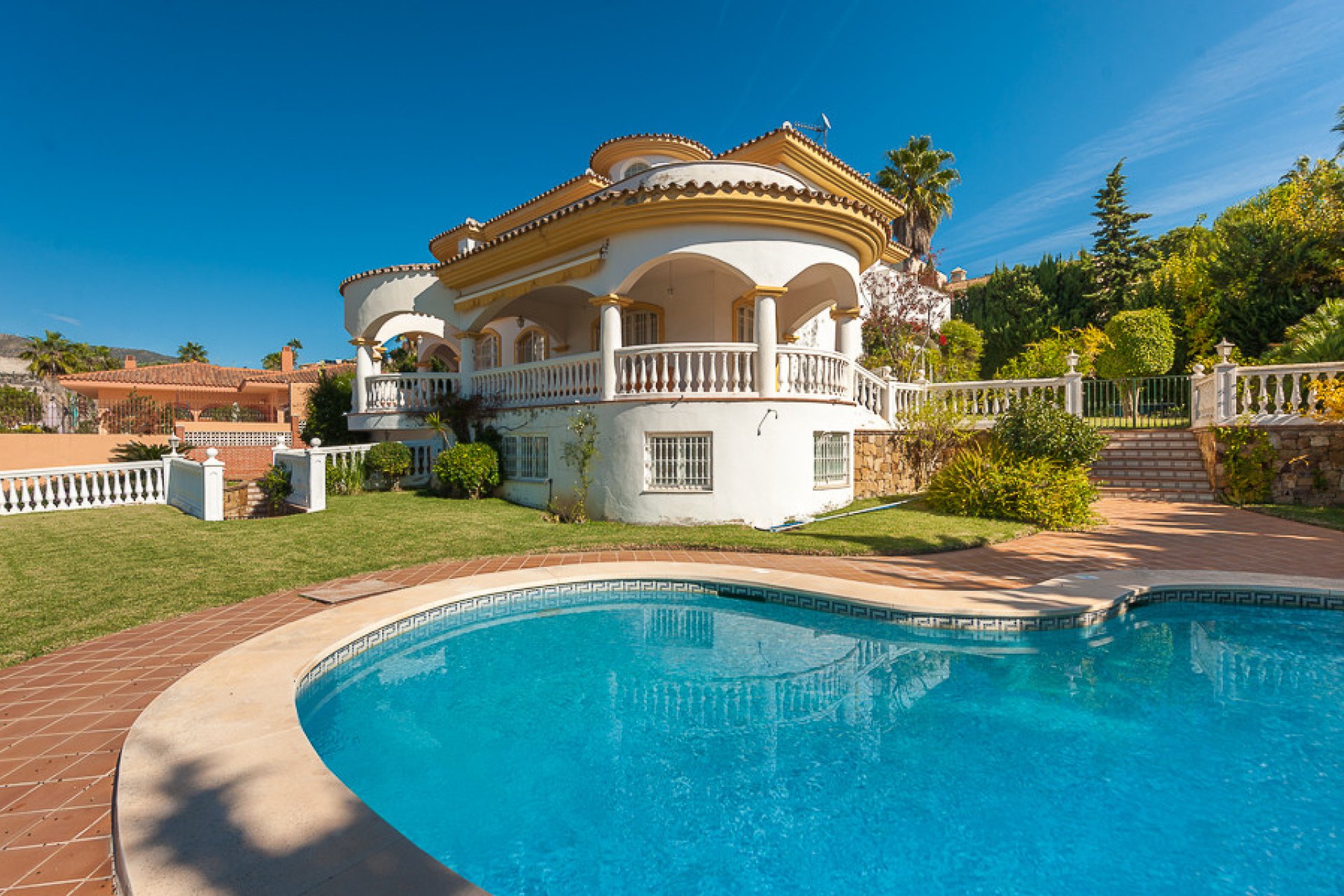 Resale - House - Detached Villa - Benalmádena - Benalmadena Centro