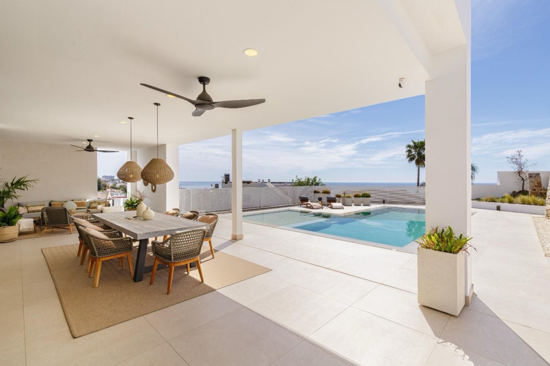 Resale - House - Detached Villa - Benalmádena - Benalmadena Costa