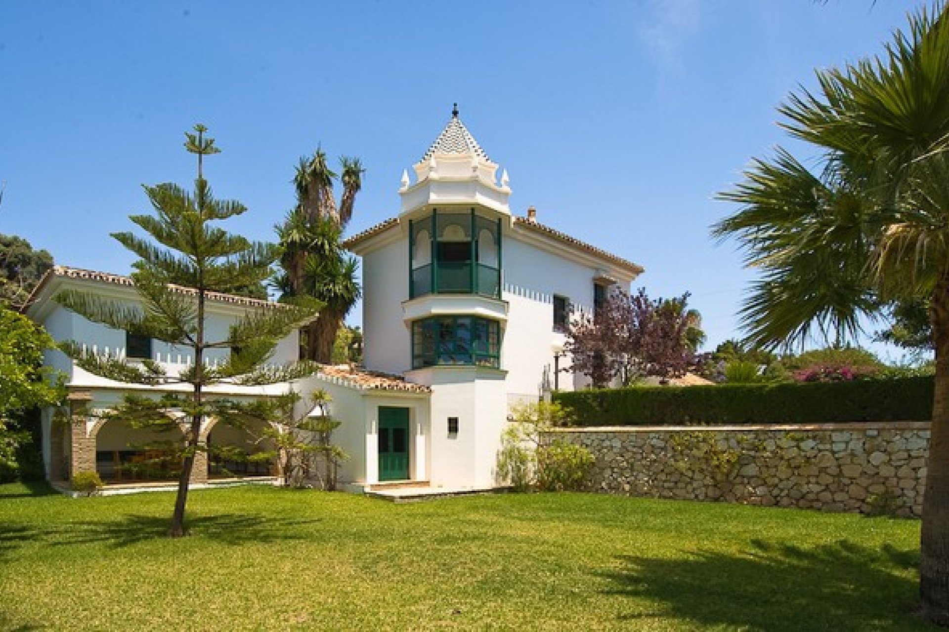 Resale - House - Detached Villa - Benalmádena - Benalmadena Costa