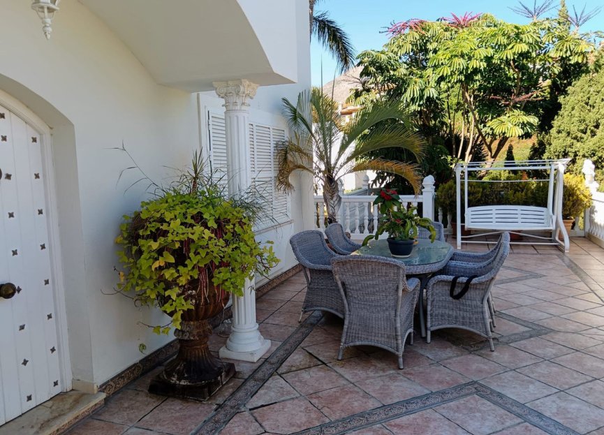 Resale - House - Detached Villa - Benalmádena - Benalmadena Costa