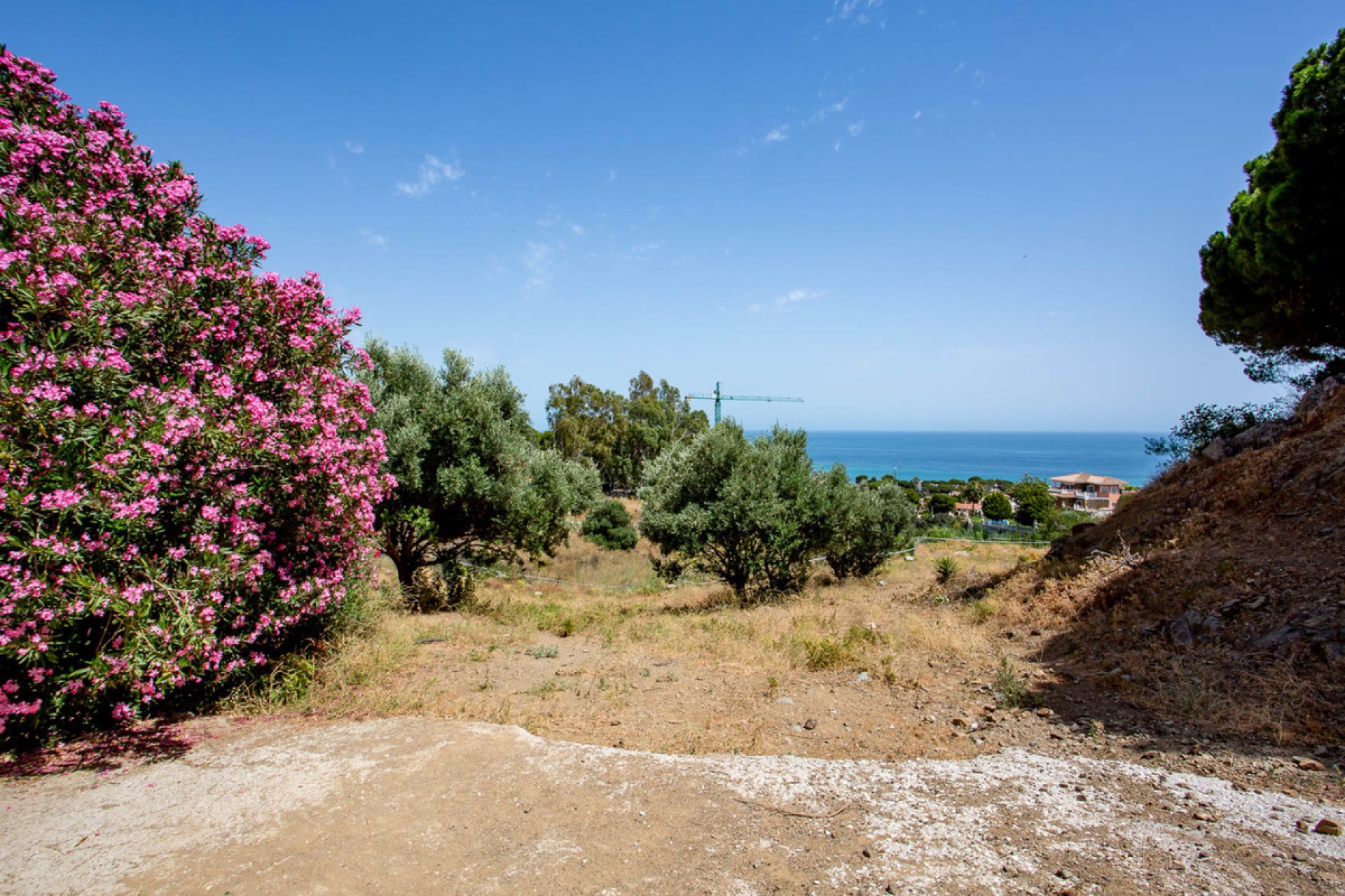 Resale - House - Detached Villa - Benalmádena - Benalmadena Costa