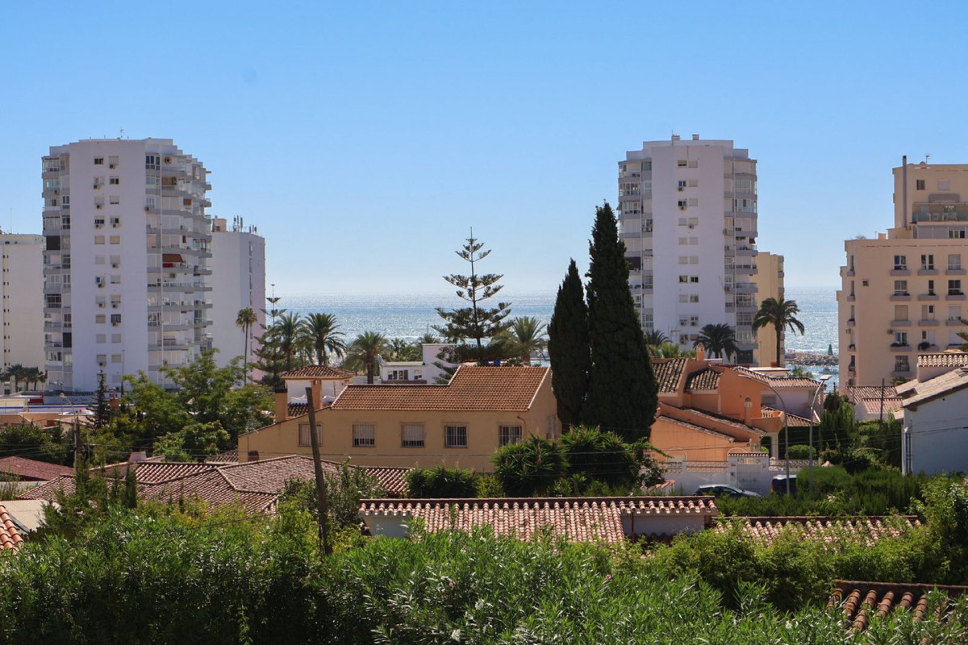 Resale - House - Detached Villa - Benalmádena - Benalmadena Costa