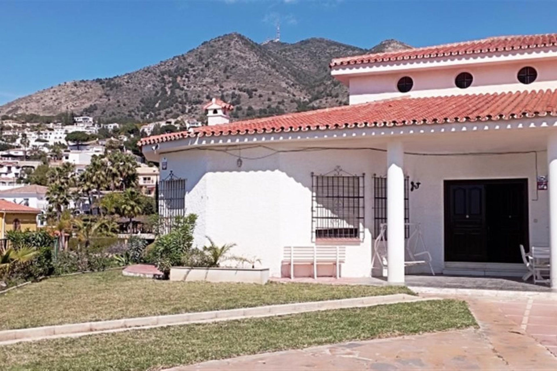 Resale - House - Detached Villa - Benalmádena - Benalmadena Costa