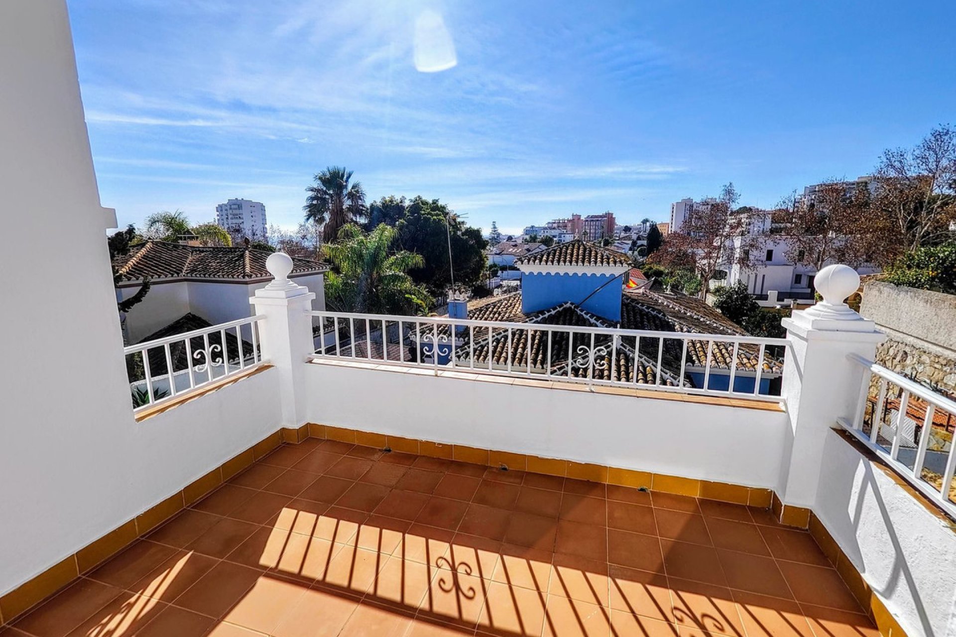 Resale - House - Detached Villa - Benalmádena - Benalmadena Costa