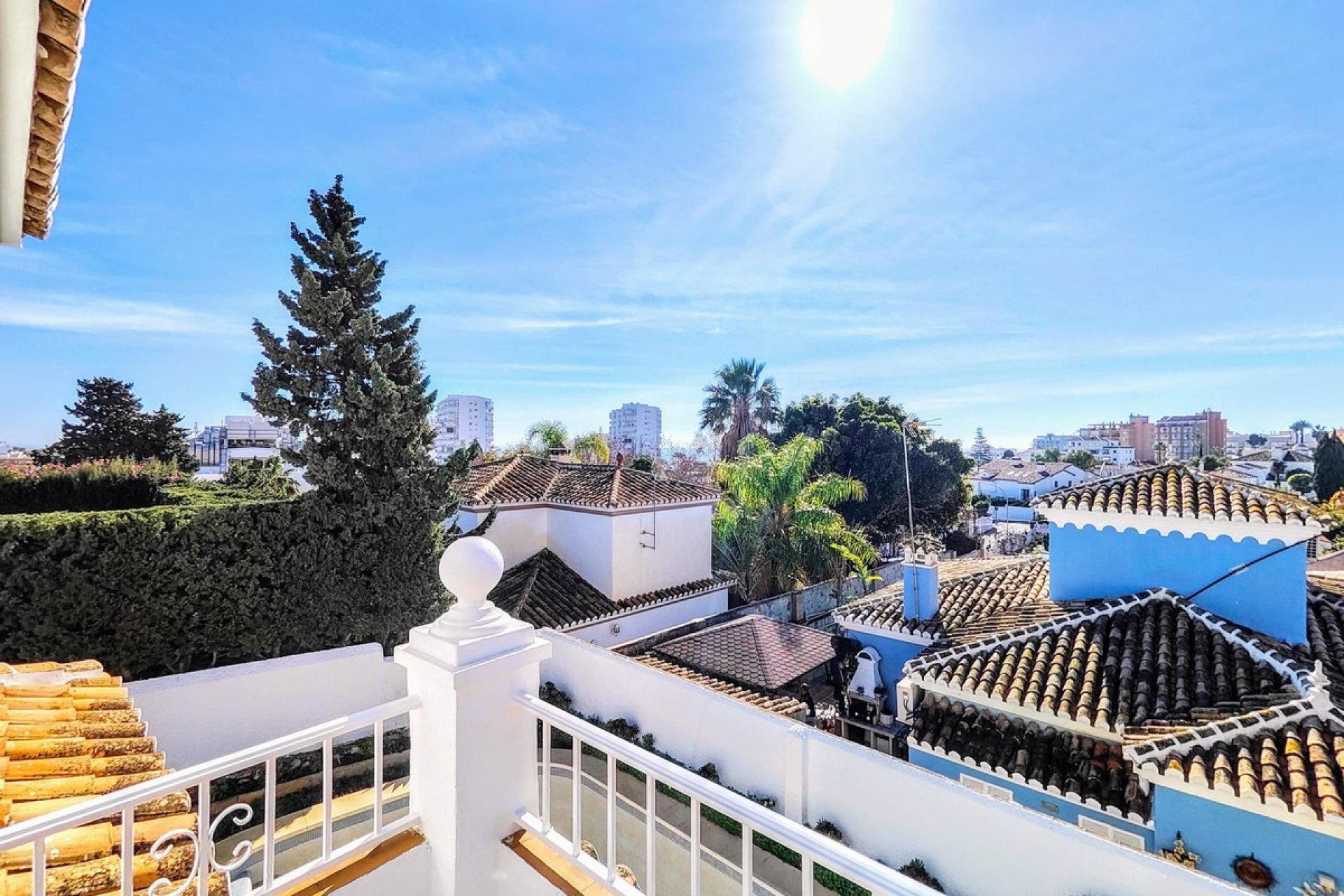 Resale - House - Detached Villa - Benalmádena - Benalmadena Costa