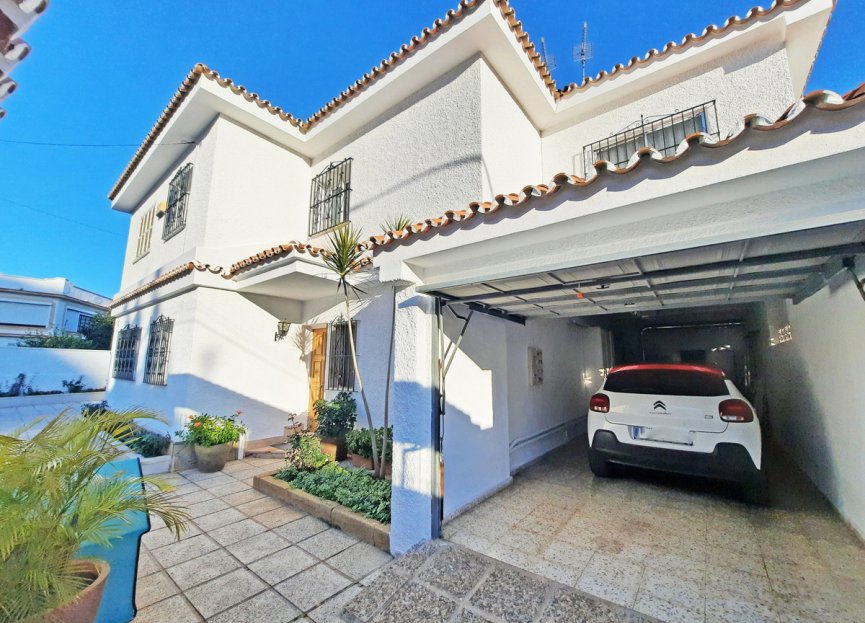 Resale - House - Detached Villa - Benalmádena - Benalmadena Costa