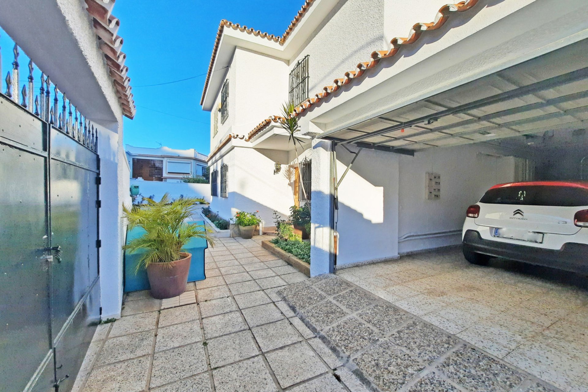 Resale - House - Detached Villa - Benalmádena - Benalmadena Costa