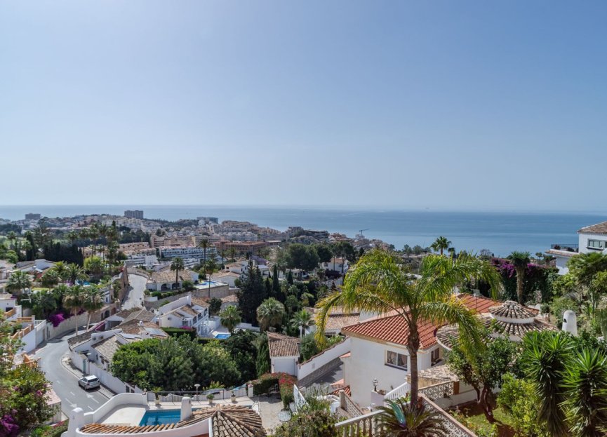 Resale - House - Detached Villa - Benalmádena - Benalmadena Costa