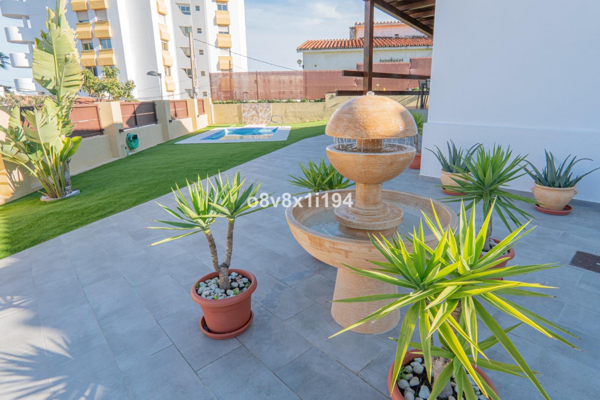 Resale - House - Detached Villa - Benalmádena - Benalmadena Costa