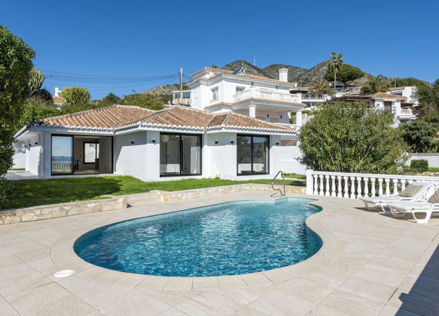 Resale - House - Detached Villa - Benalmádena - Benalmadena Costa