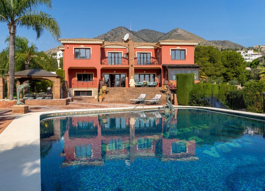 Resale - House - Detached Villa - Benalmádena - Benalmadena Costa