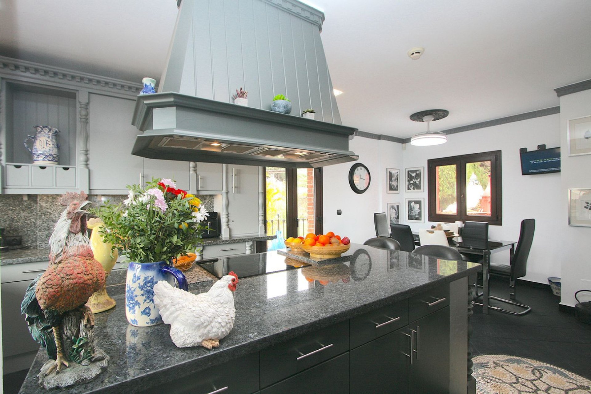 Resale - House - Detached Villa - Benalmádena - Benalmadena Costa